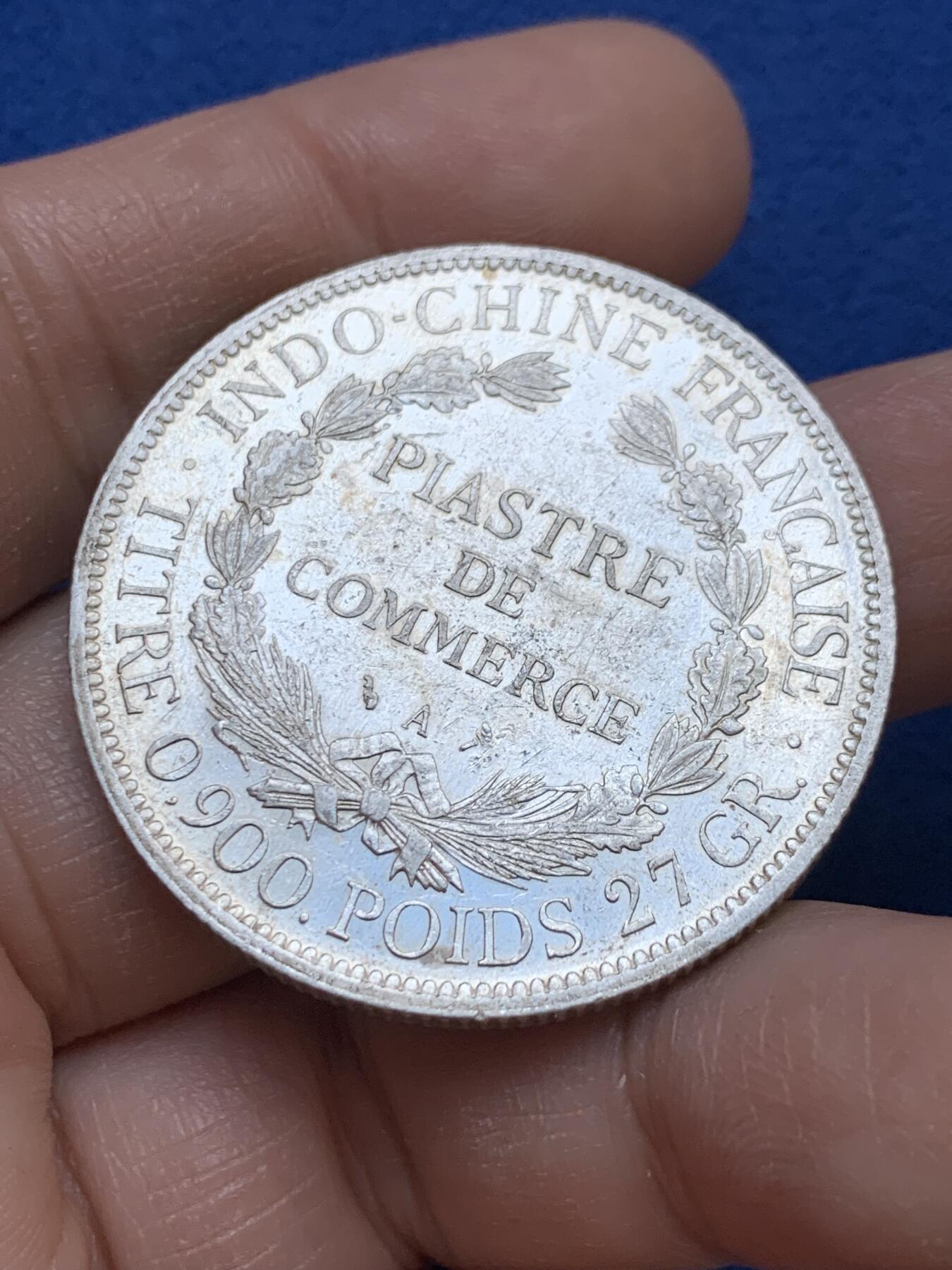 《竞宝斋》第445场 周日，周一，2场连拍 （全场包邮） 法属印支1900年坐洋1皮阿斯特银币 光度不错