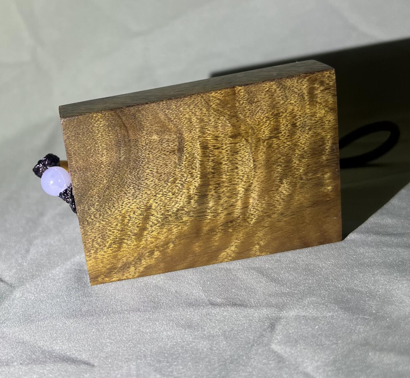 零元拍：金丝楠水波金丝牌子，香喷喷的小金砖，金光闪闪，46.5/69/14MM