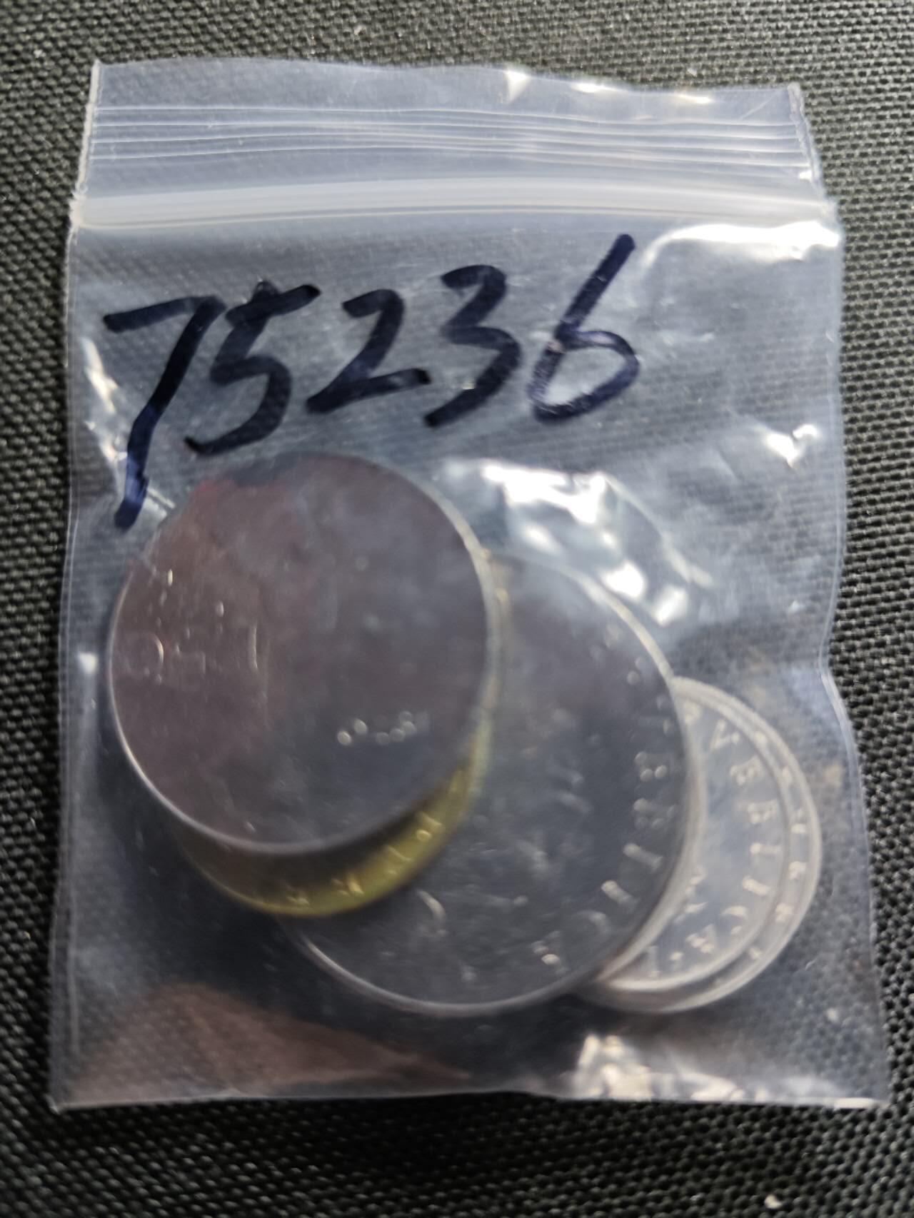 KK钱币收藏小铺 第375期  2月预留时间 周末发货  1970意大利清年一套