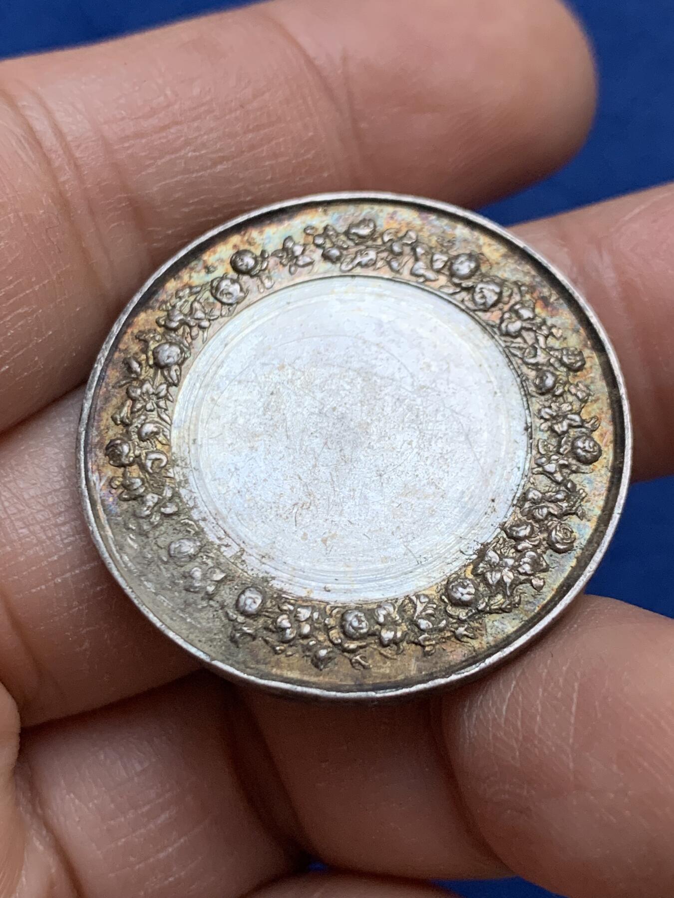 《竞宝斋》第445场 周日，周一，2场连拍 （全场包邮） 法国婚姻纪念银章 31.2mm 13.3克 手指银标边铭 细节见图