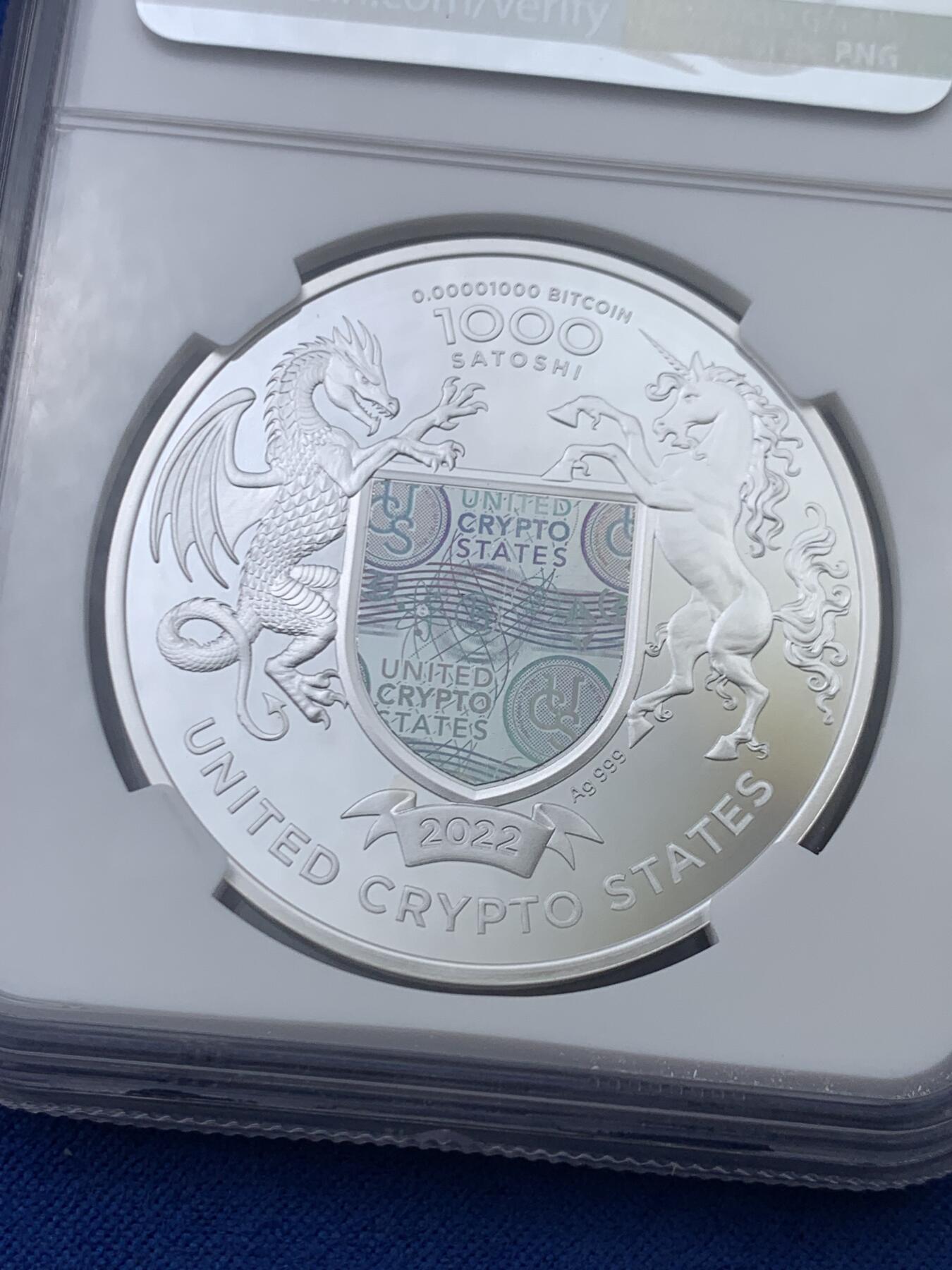 《竞宝斋》第445场 周日，周一，2场连拍 （全场包邮） 两枚一组 NGC PF68UC 美国2022年自由女神与神兽1000聪精制纪念加密货币（1盎司，999银，盒证齐全，发行量2千枚）个人认为该系列之中最美的女神化身银币 + NGC PF68 美国2025年乌克兰自由之翼镀金钌化纪念加密货币-1000聪（1盎司，999银，盒证齐全，发行量2千枚）个人认为该系列之中最精美复杂采取钌化加镀金工艺的银币