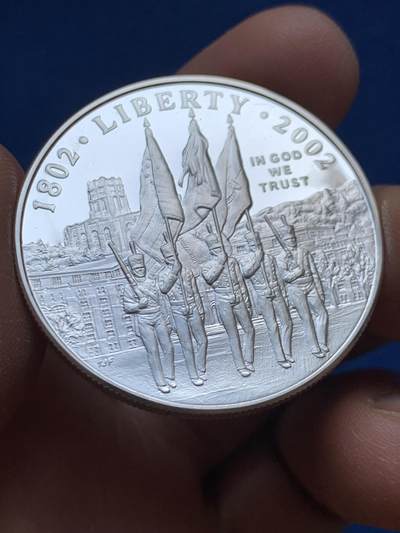 《竞宝斋》第445场 周日，周一，2场连拍 （全场包邮） - 美国2002年西点军校建立200周年纪念1美元银币（26.73克/38.1mm/900银）