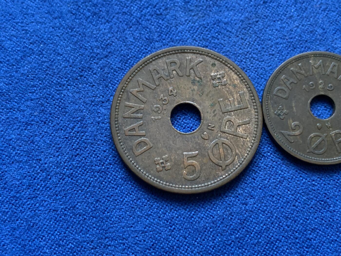 《竞宝斋》第445场 周日，周一，2场连拍 （全场包邮） 三枚一组 丹麦1/2/5欧铜币