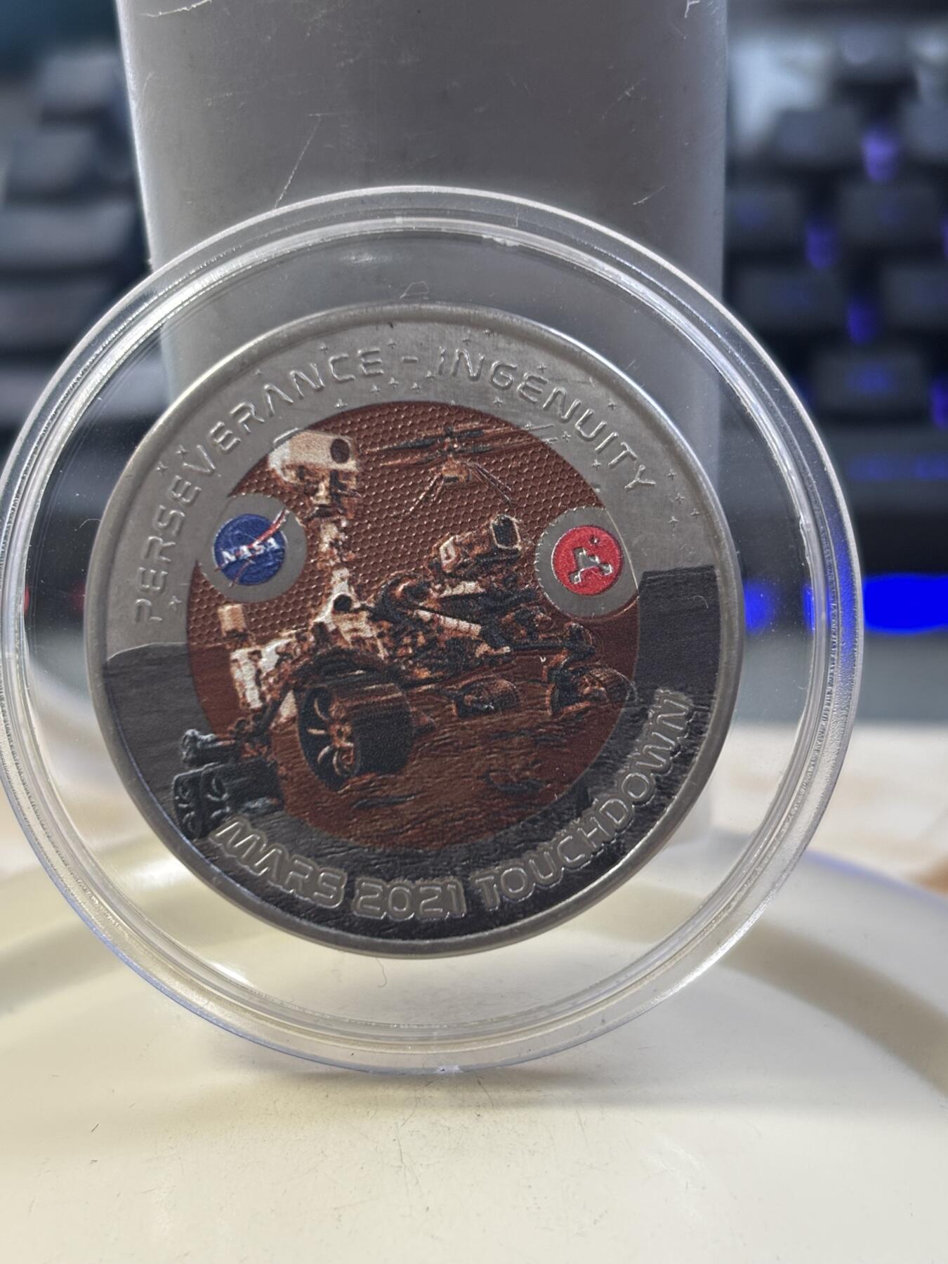 第185期拍卖 斐济2021年美国漫游者火星着陆1盎司彩色纪念钛币