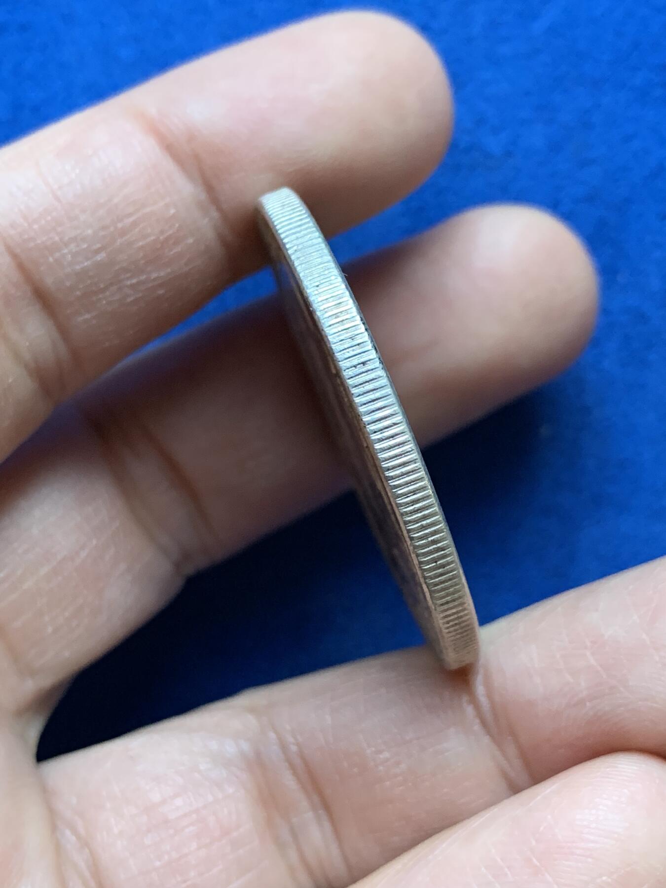 《竞宝斋》第445场 周日，周一，2场连拍 （全场包邮） 美国1921年摩根1美元银币 带光好品