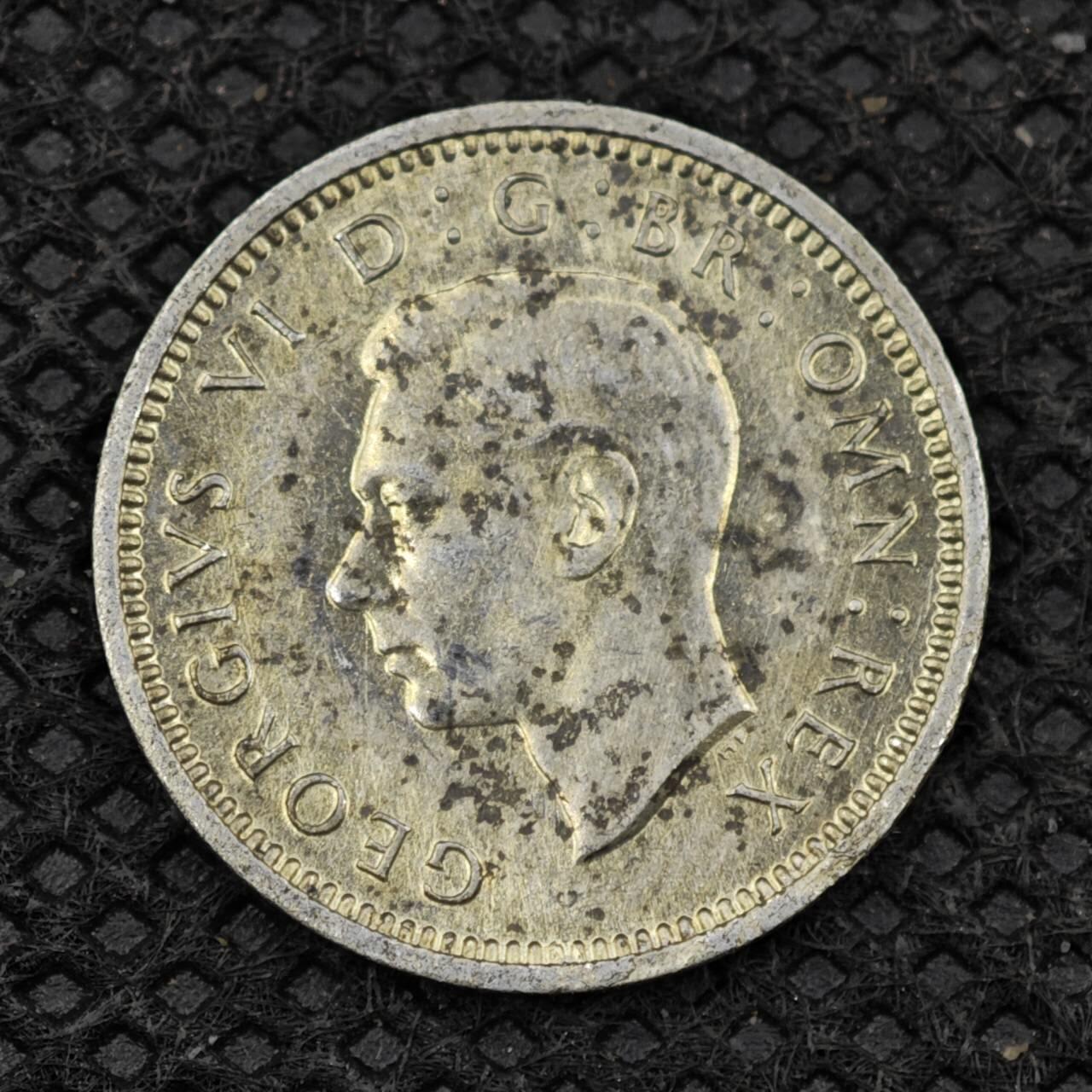 【淘币小摊】限时拍第八百二十四拍  小银币场  满百包邮可预留两周  周一统一发货       英国1937年乔治六世3便士银币