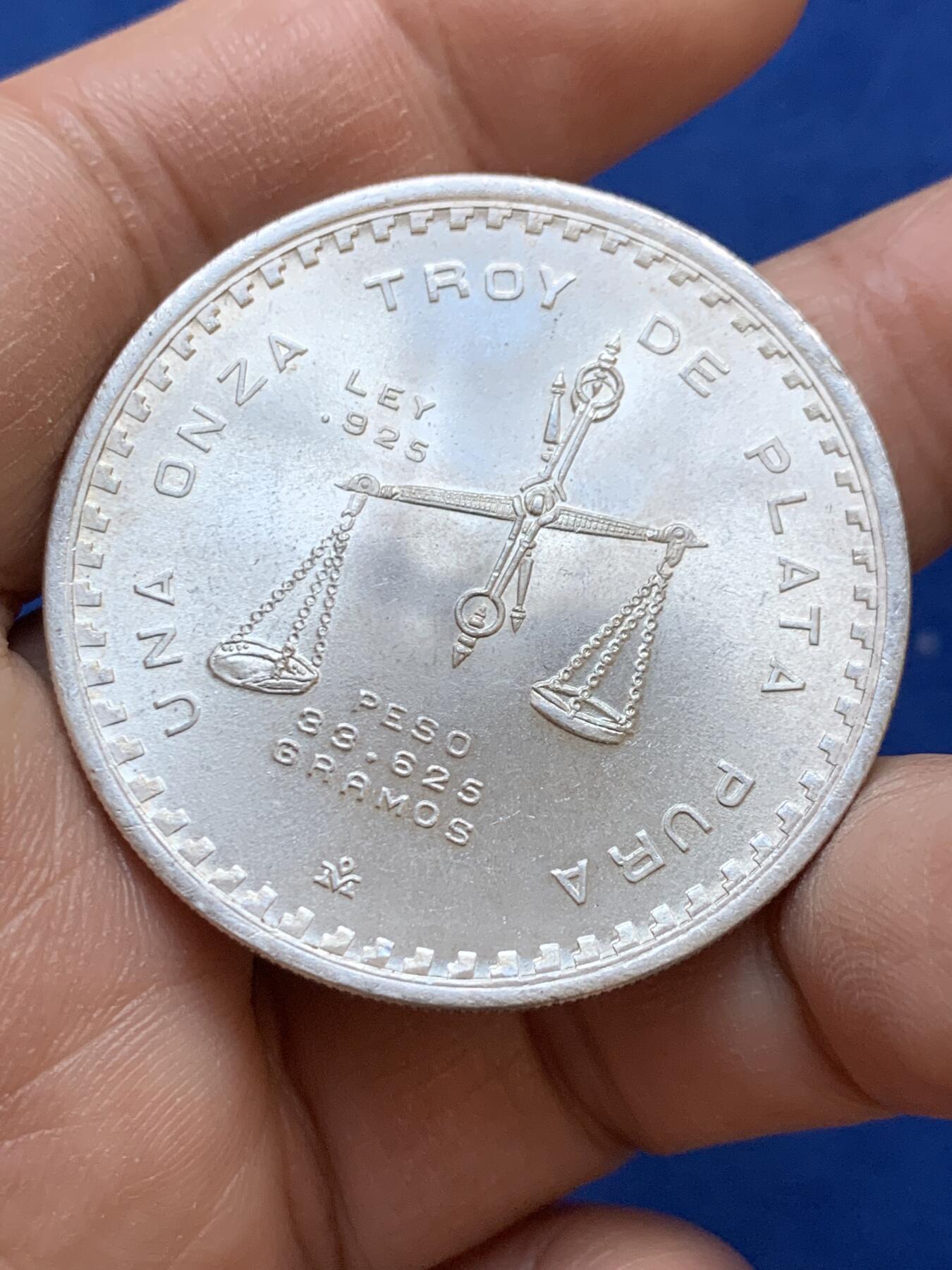 《竞宝斋》第445场 周日，周一，2场连拍 （全场包邮） 墨西哥1979年铸币机银币