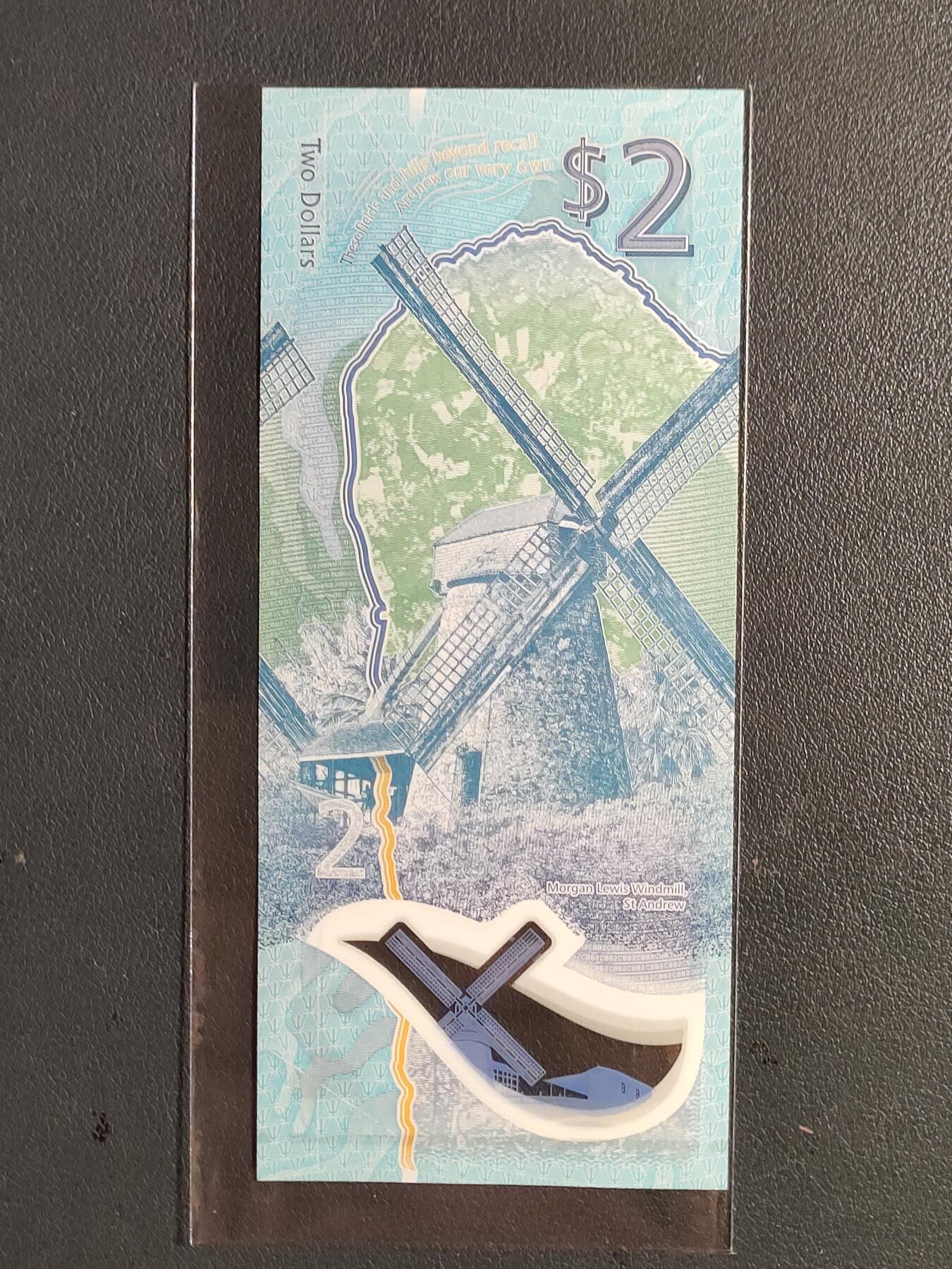 中外各国钞、纪念钞、券专场（第三十四场） 巴巴多斯2圆塑料钞 2022年 风车 竖版美洲全新（豹子号）