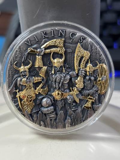 第185期拍卖 - 纽埃2024年维京人2盎司高浮雕仿古镀金纪念银币，999银，发行500枚