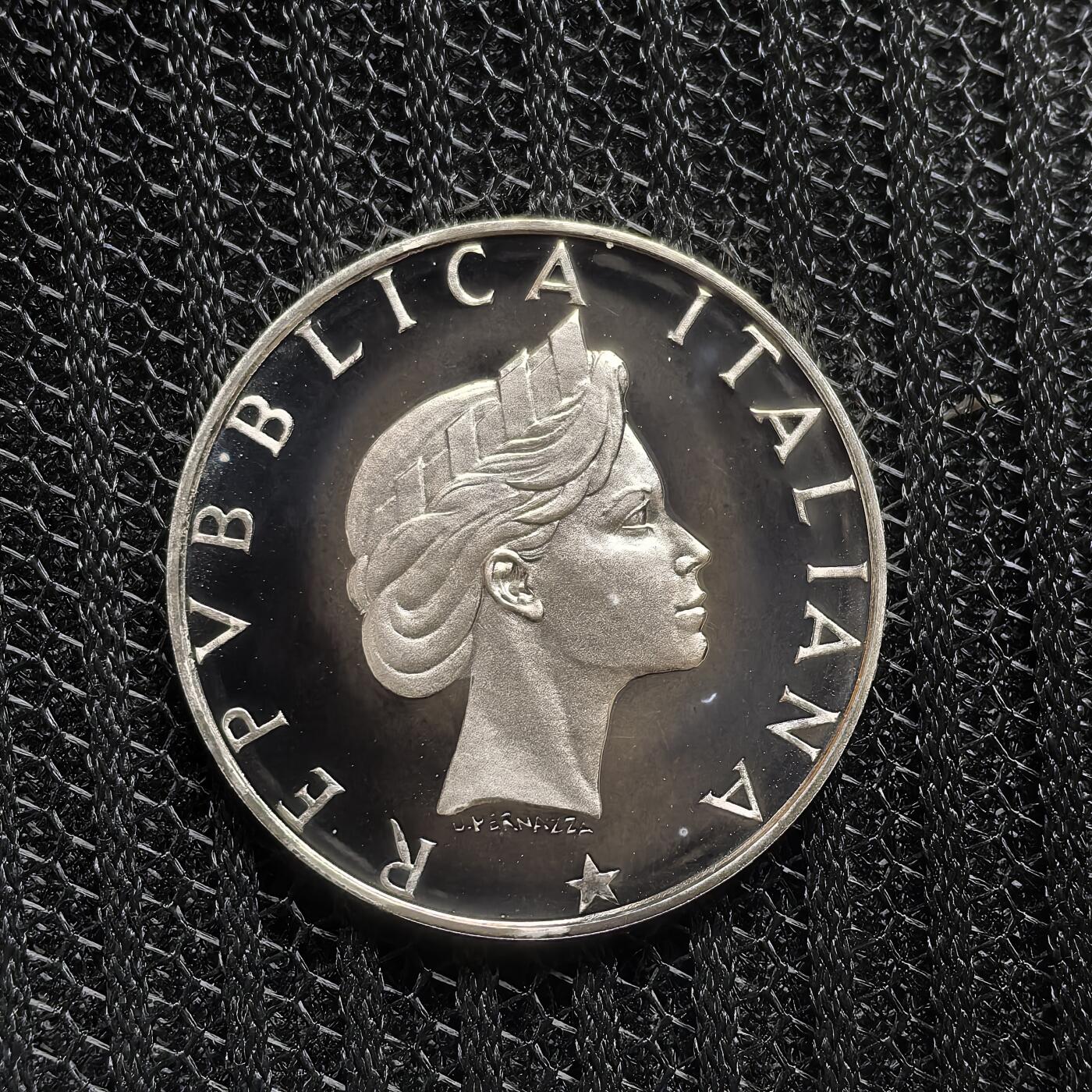 道一币馆币章第一百五十八场 原盒证 意大利1986年国际和平年500里拉精制银币  19000