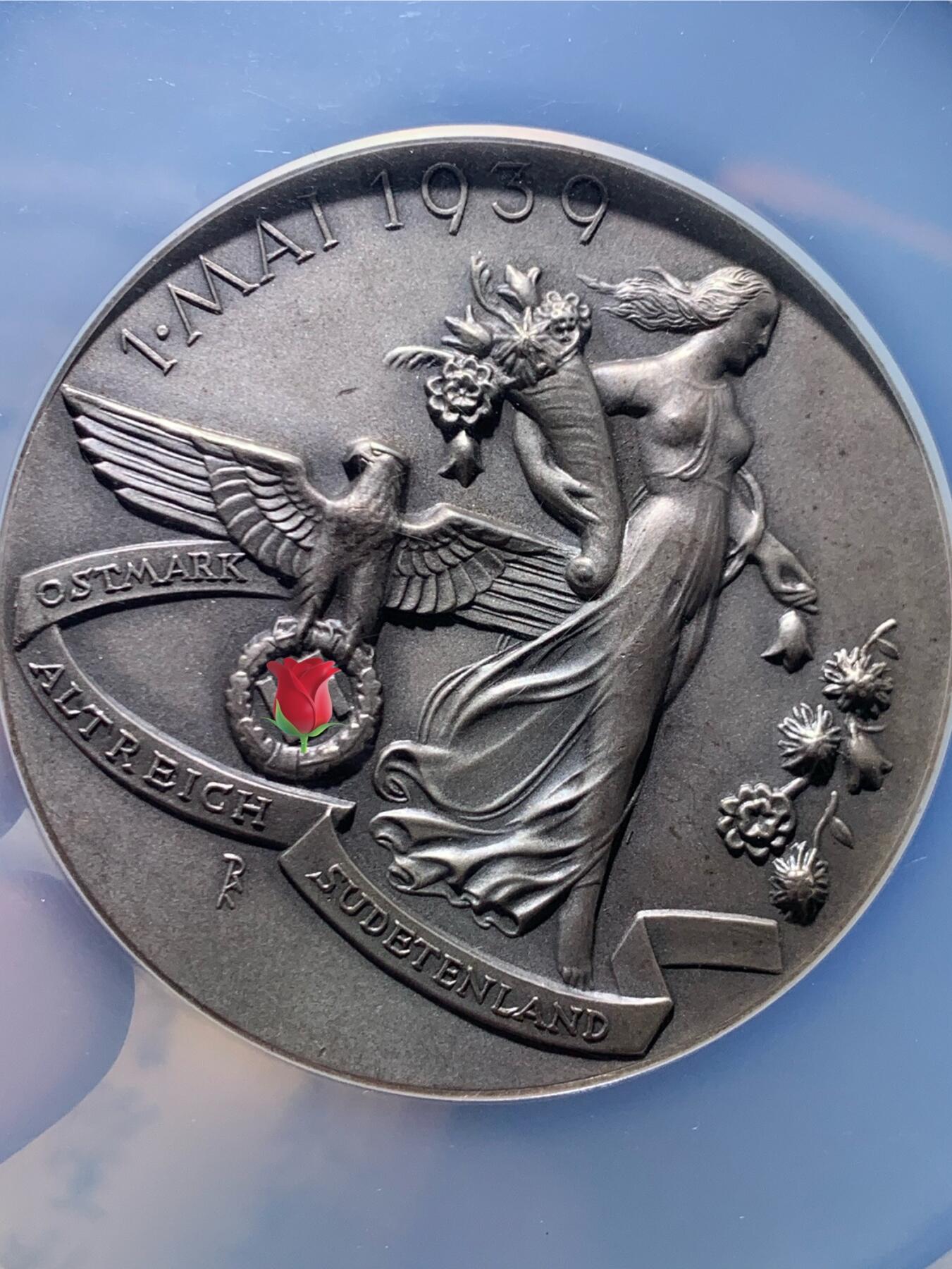 《竞宝斋》第445场 周日，周一，2场连拍 （全场包邮） NGC MS62 德国1939国定假日纪念银章 加大盒 带风车标 极少见品种