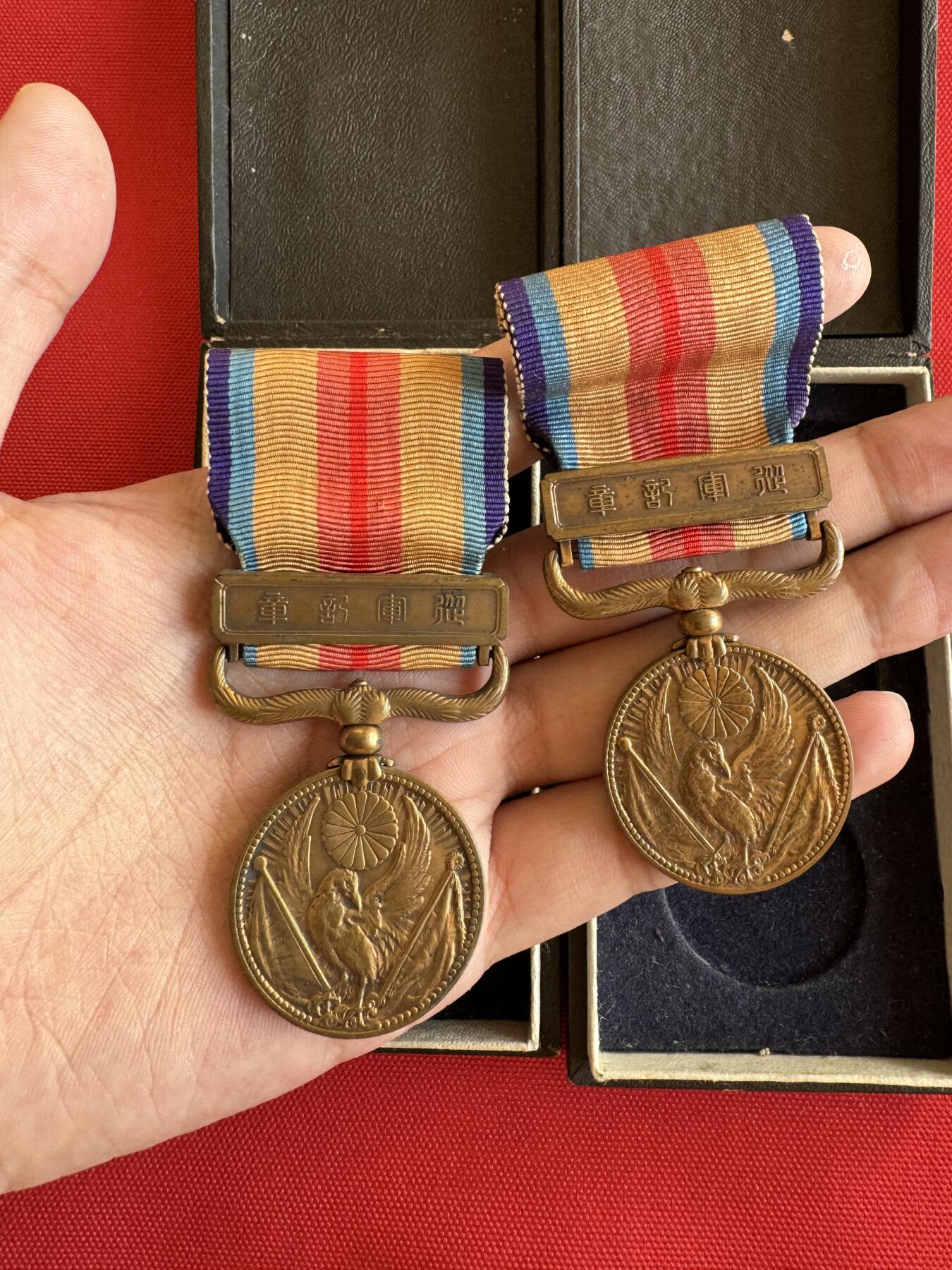 五哥徽章群   9号周二晚上八点4群联拍 日本铜章