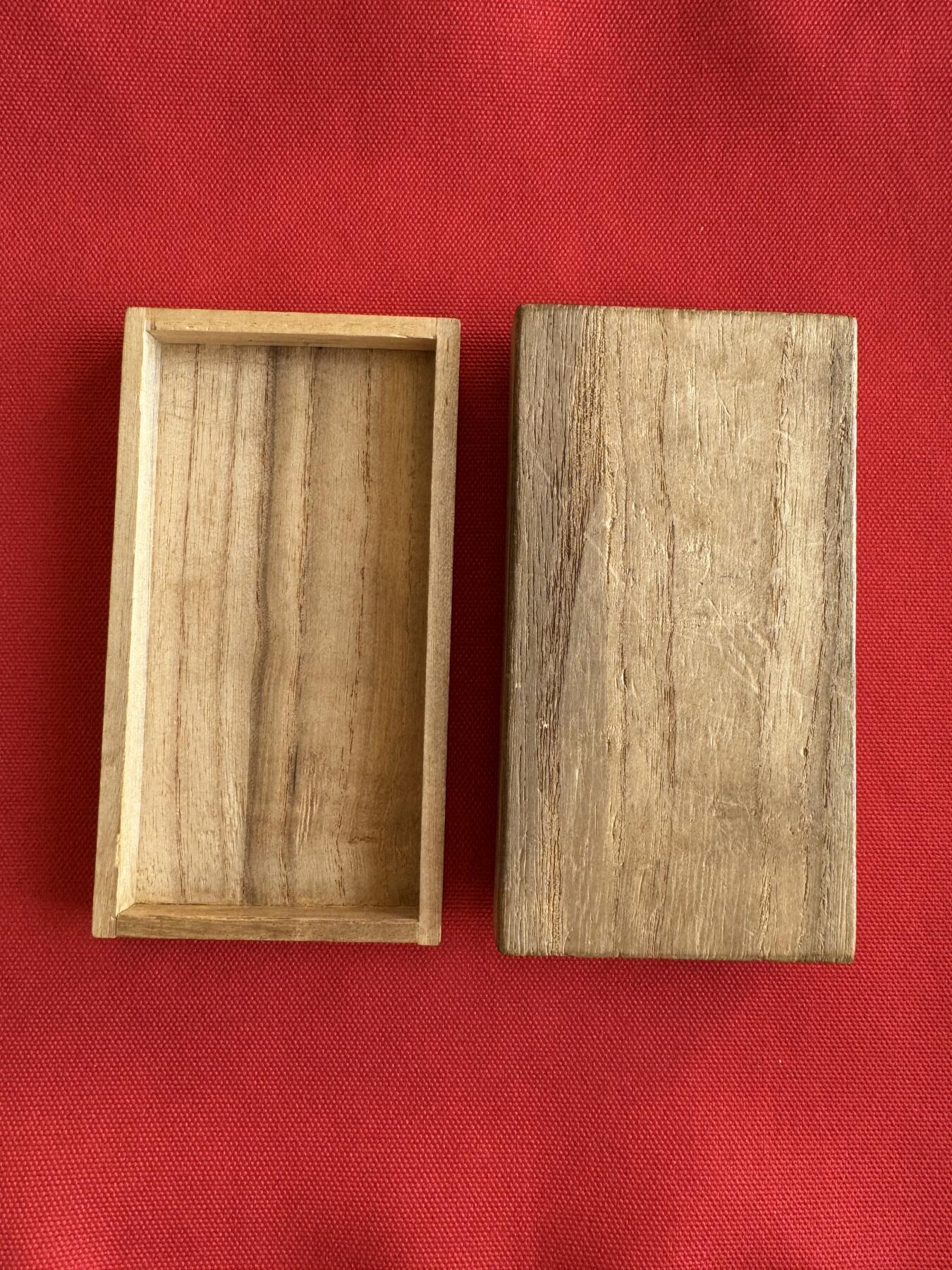 五哥徽章群   9号周二晚上八点4群联拍 日本铜章