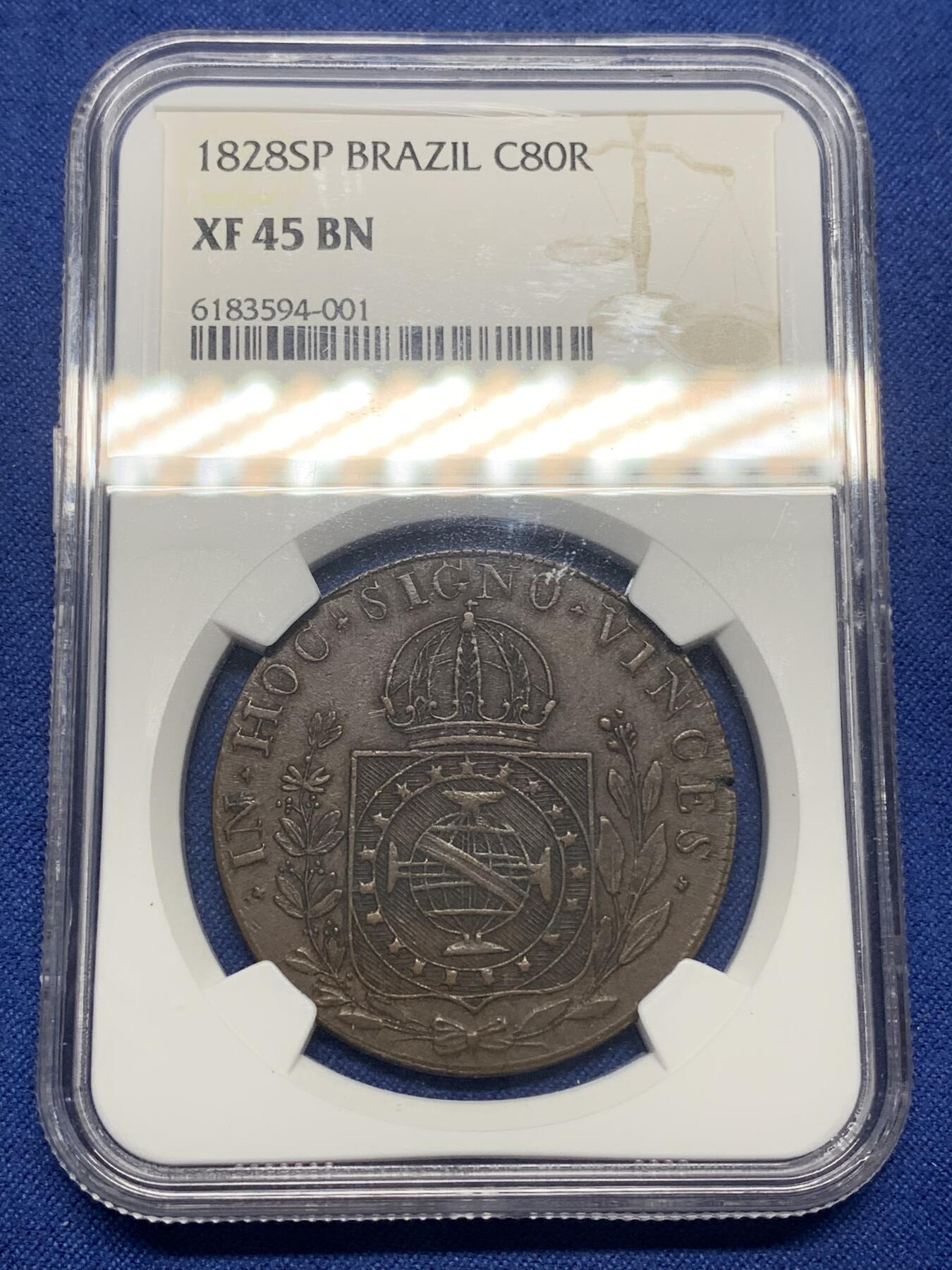 《竞宝斋》第445场 周日，周一，2场连拍 （全场包邮） NGC XF45BN 亚军分 巴西1828年地球80R大铜币，好品非常少见的铜地球，常见多弱打，此枚双面全深打，压铸清晰深峻，状态非常难得。更高仅1枚53