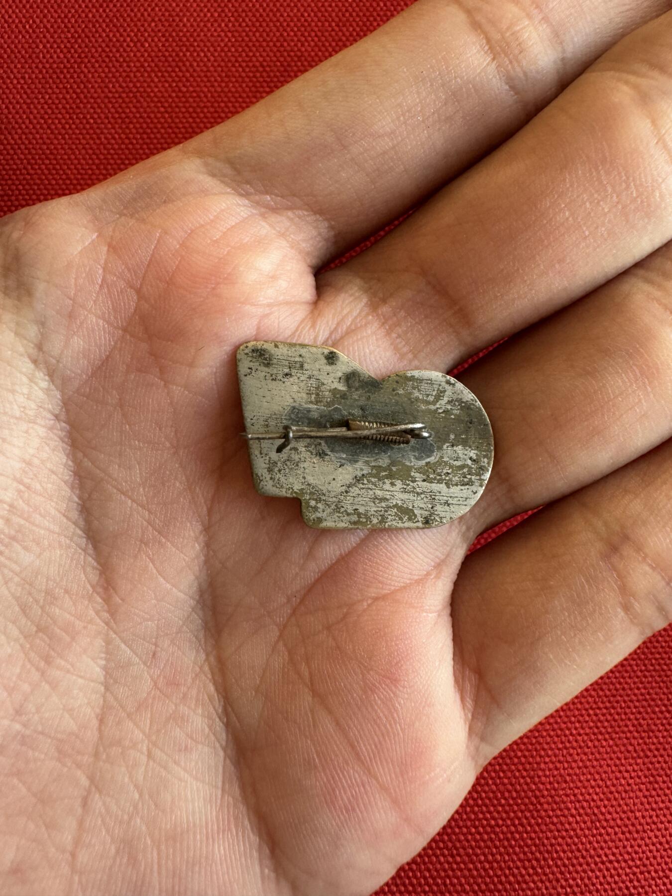 五哥徽章群   9号周二晚上八点4群联拍 铜章