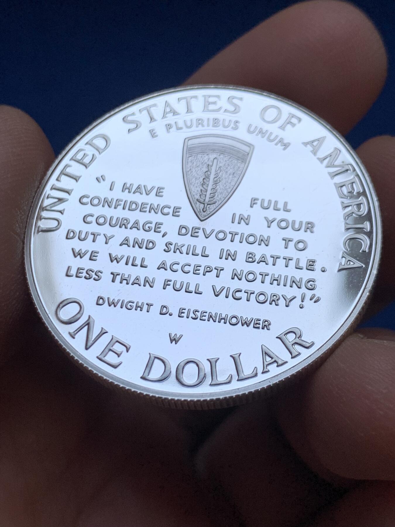 《竞宝斋》第445场 周日，周一，2场连拍 （全场包邮） 美国1994年“诺曼底登陆战D-day”50周年纪念1美元银币 （26.73克/38.1mm/900银）