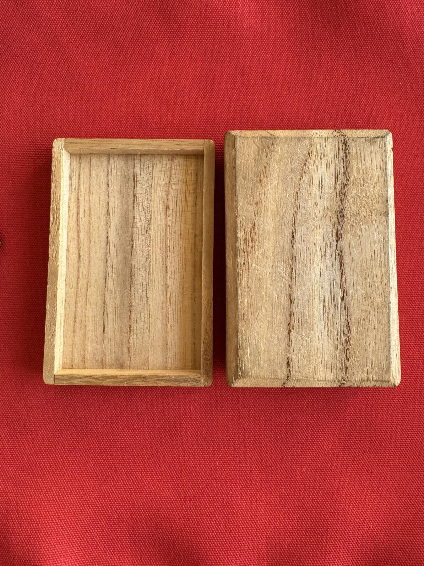 五哥徽章群   9号周二晚上八点4群联拍 日本银章