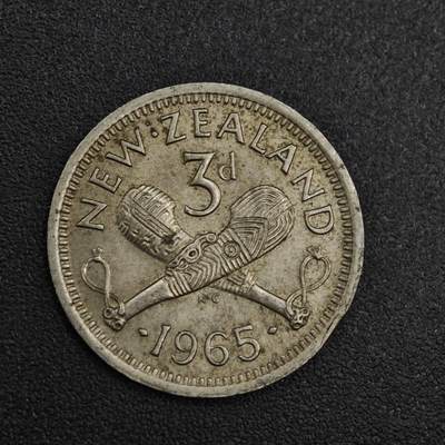 【淘币小摊】实时拍第八百二十一拍   散币场   满百包邮可预留二周 每周一统一发货   - 新西兰1965年3便士镍币