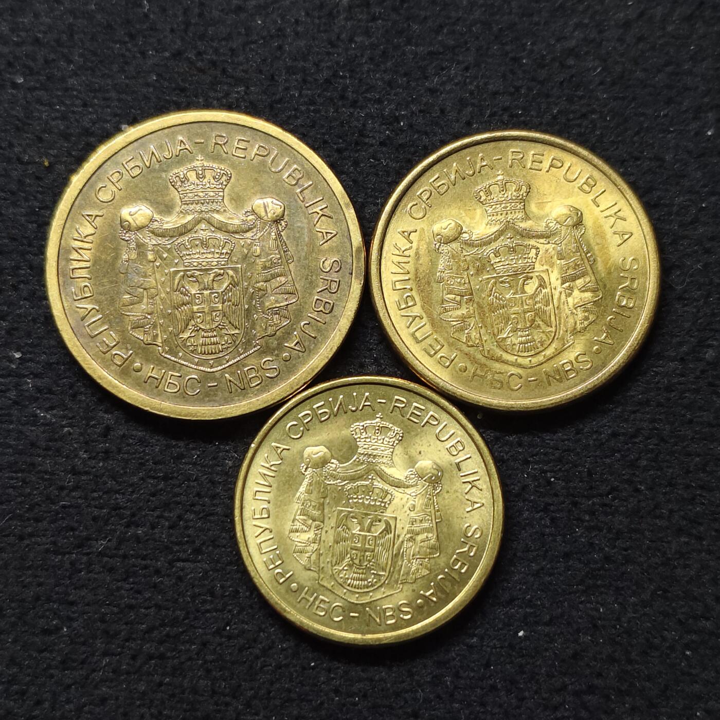 【全场包邮】纯粹捡漏拍484场（免费代拍第21场） 塞尔维亚各年份3枚套币