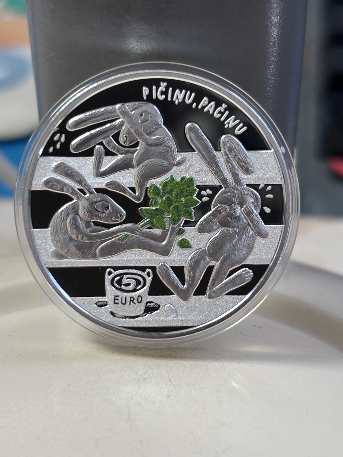 第185期拍卖 拉脱维亚2024年发行快乐童年局部彩色精制银币，999银，22克，发行4000枚