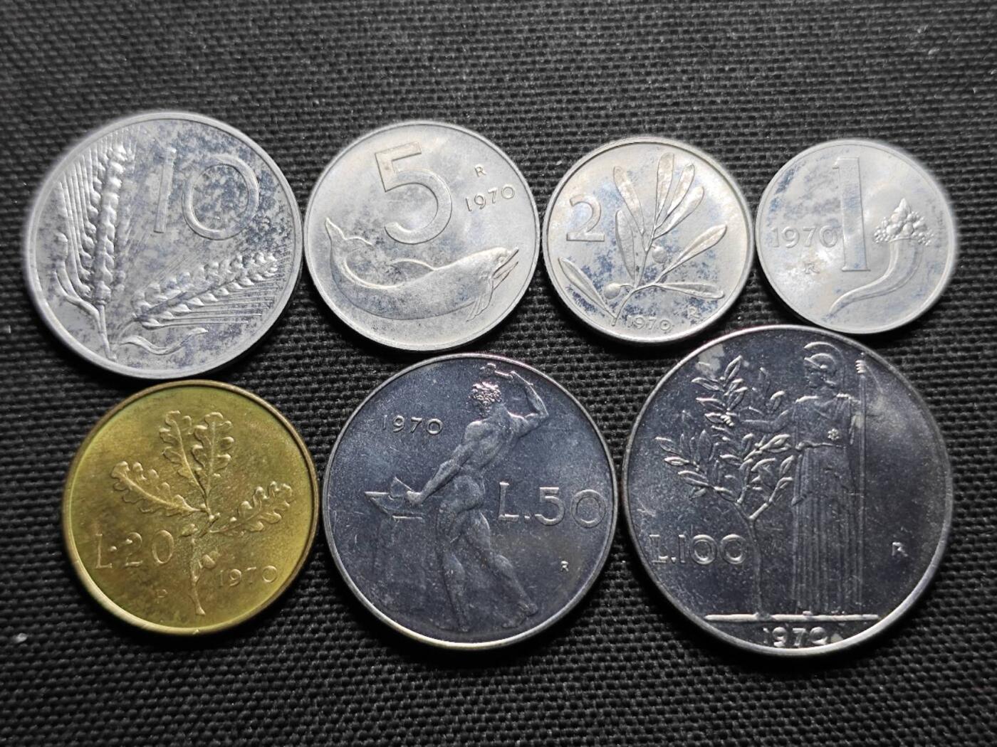 KK钱币收藏小铺 第375期  2月预留时间 周末发货  1970意大利清年一套