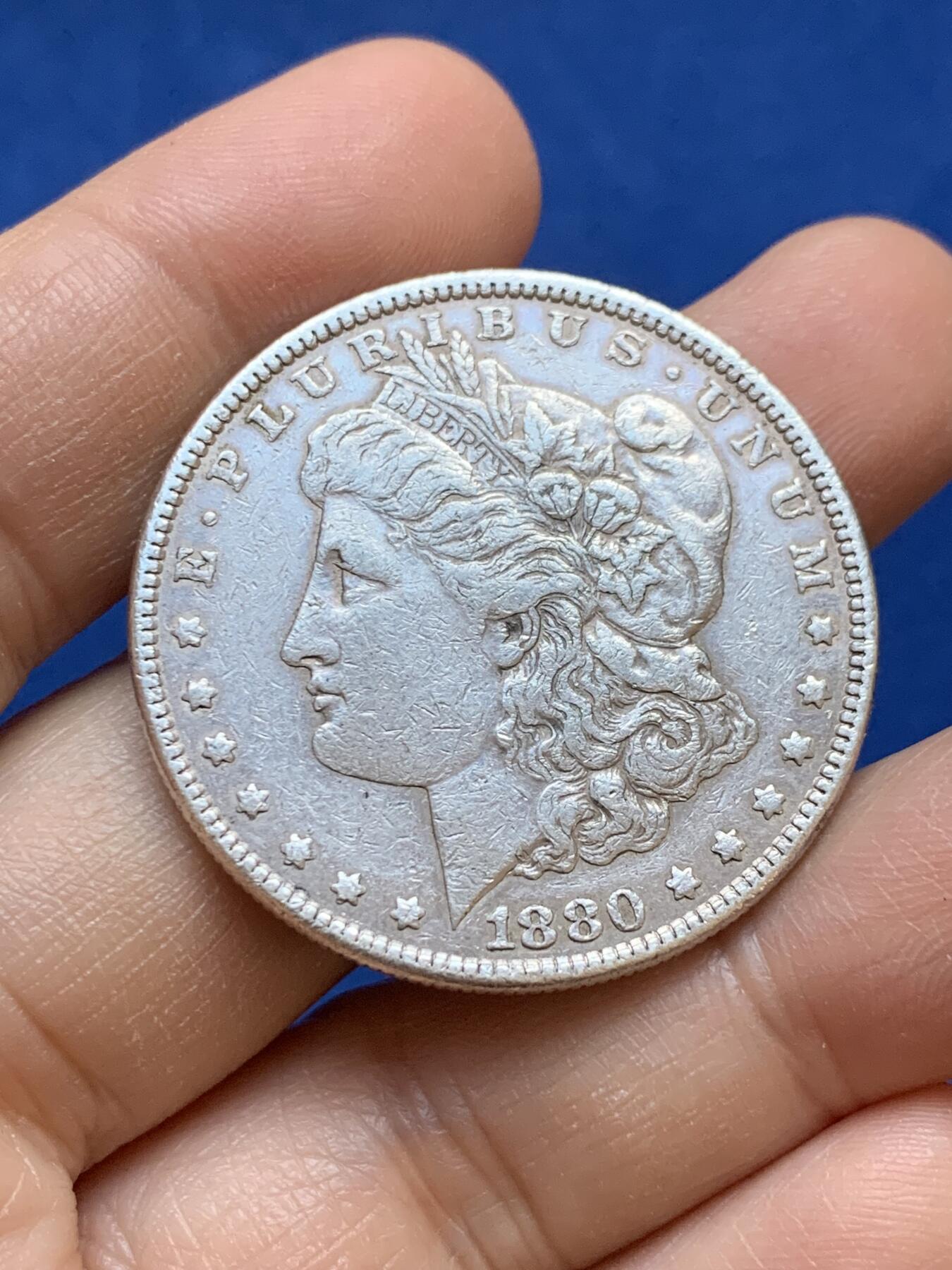 《竞宝斋》第445场 周日，周一，2场连拍 （全场包邮） 美国1880年摩根自由女神1美元银币