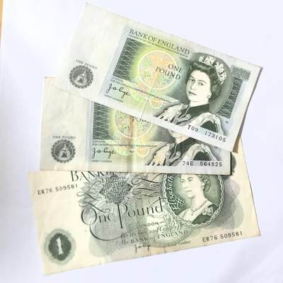 各国外币第101期 - 英国1英镑 3张