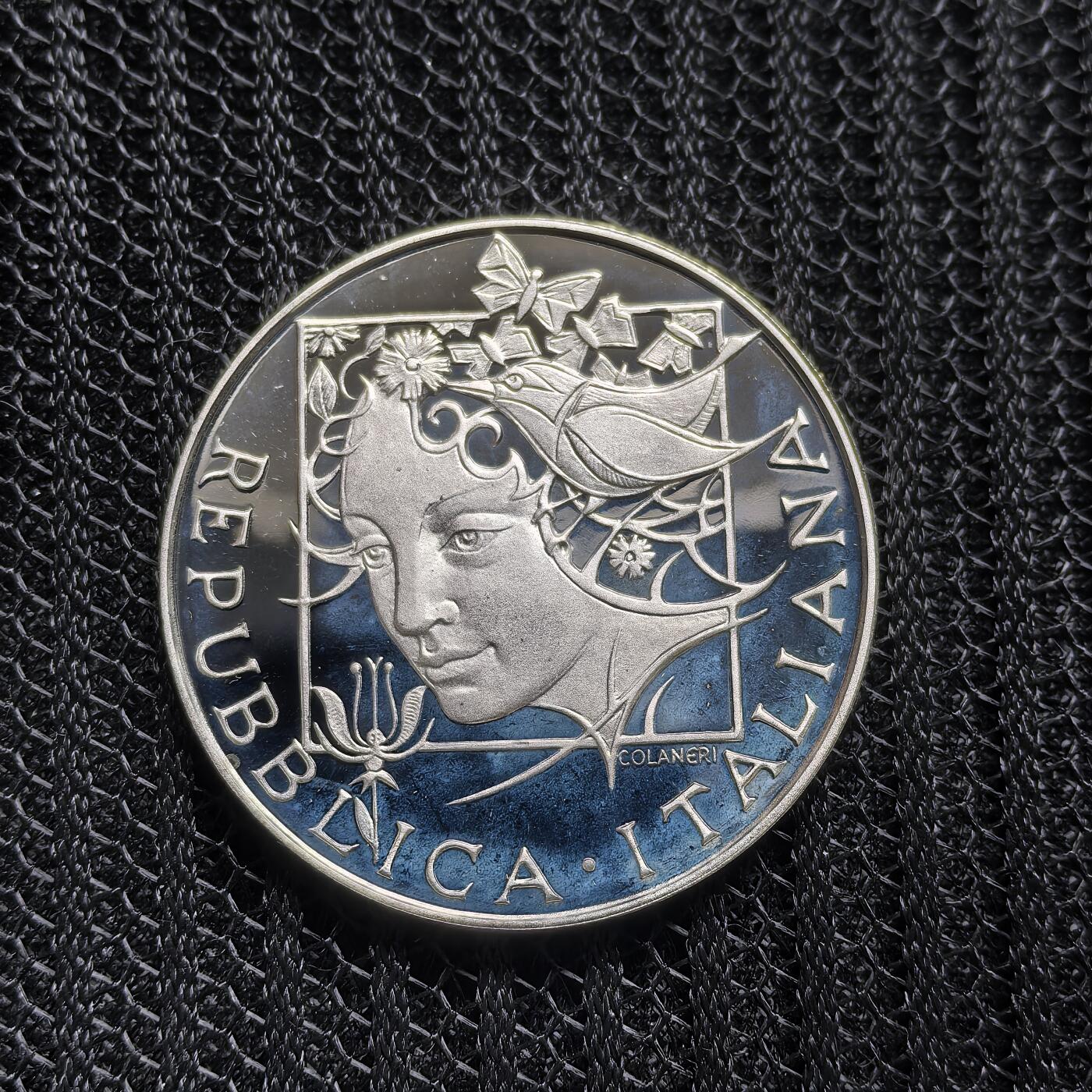 道一币馆币章第一百五十八场 原盒证 意大利1992年意大利的动植物500里拉精制银币 8500