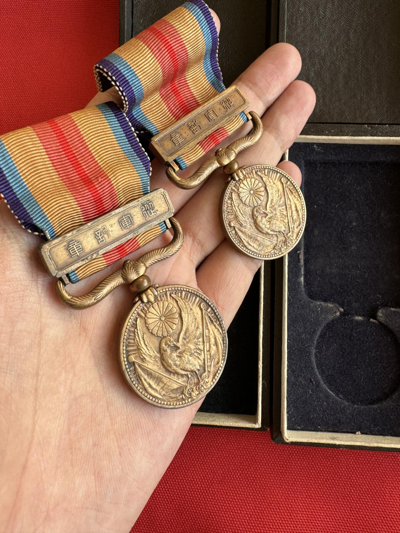 五哥徽章群   9号周二晚上八点4群联拍 日本铜章