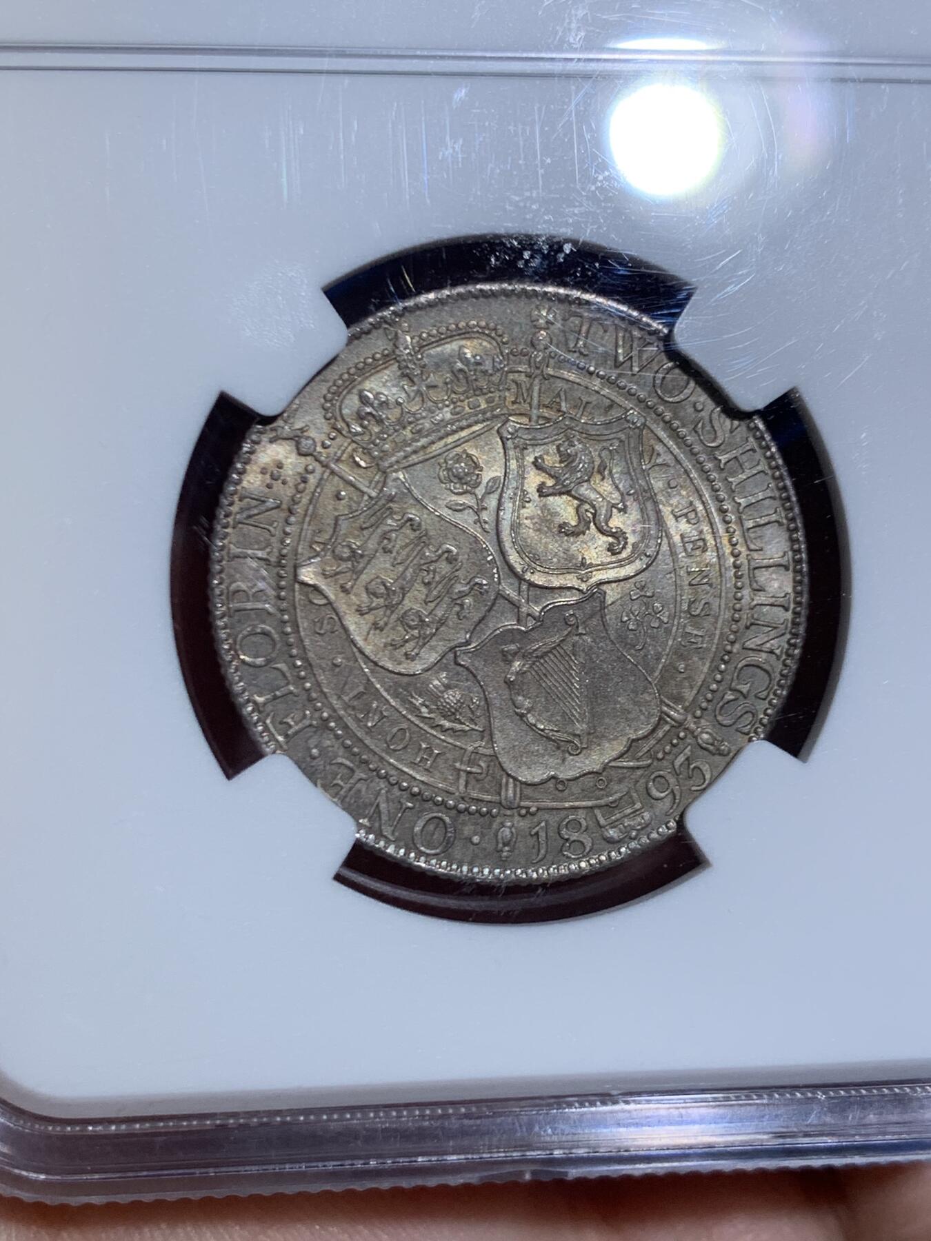 《竞宝斋》第445场 周日，周一，2场连拍 （全场包邮） NGC MS64 英国 1893年 维多利亚披纱2先令 (1福林) 银币，灰金彩，底板丝滑，非常好的状态。英系经典，收藏级品质