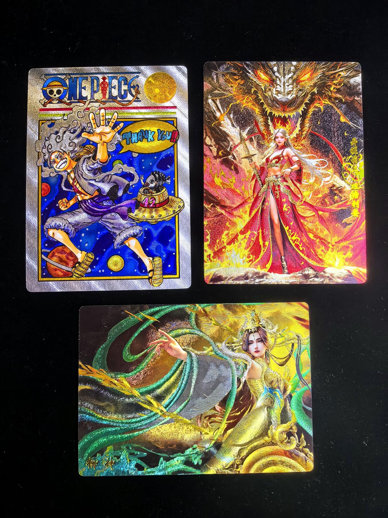 无佣金 不寄存 不收拍 链接少 我只是一个小小的卡牌收藏玩家   需要多宫大佬请私聊 部分卡牌设有底价（不想玩的那么累，即使有底价也会比市场价便宜的多，懂的自然懂） 拒绝小号抬价 大家放心拍 所有拍品部分套有卡膜 部分卡牌多宫 自制卡牌 不包厂瑕 放大镜 品控 勿拍 流拍商品会循环 感谢大家支持 留个关注 不定时上新 谢谢 奇点卡牌 粗闪3张