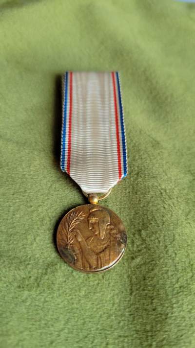 嘉宝良覃世界勋赏第18期拍卖 - 法国社会福利奖章迷你章