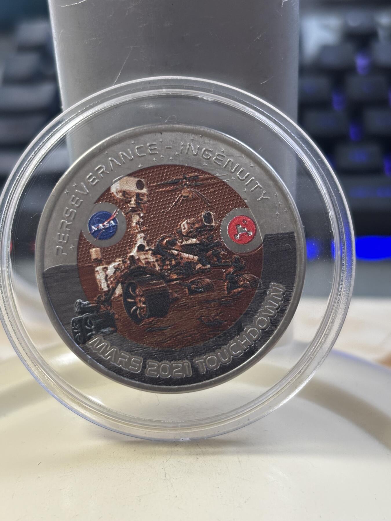 第185期拍卖 斐济2021年美国漫游者火星着陆1盎司彩色纪念钛币