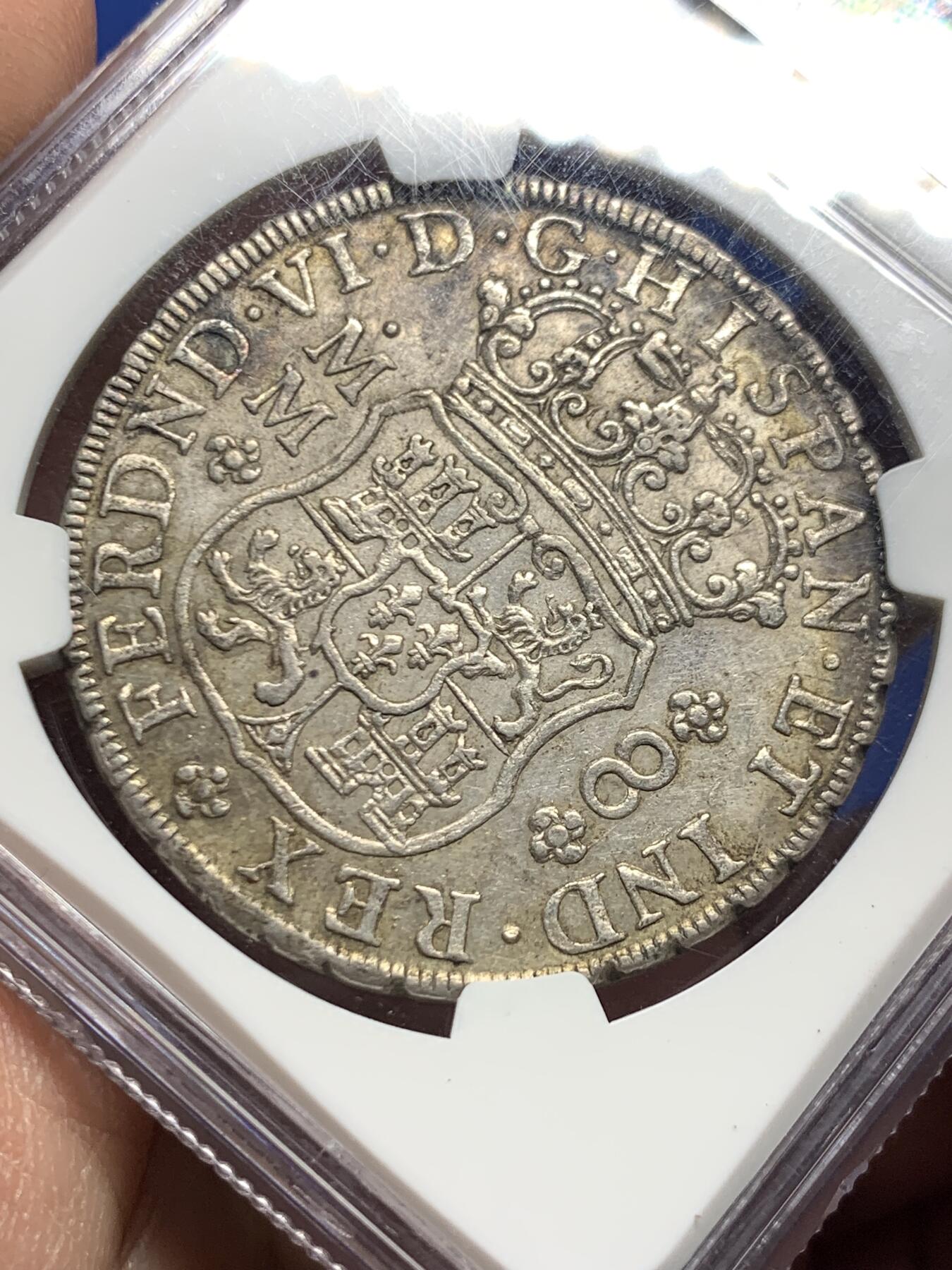 《竞宝斋》第445场 周日，周一，2场连拍 （全场包邮） NGC AU55 墨西哥1756年费尔南多六世地球双柱8R银币（细节打制很好，老盒严选，不可多得的藏品）