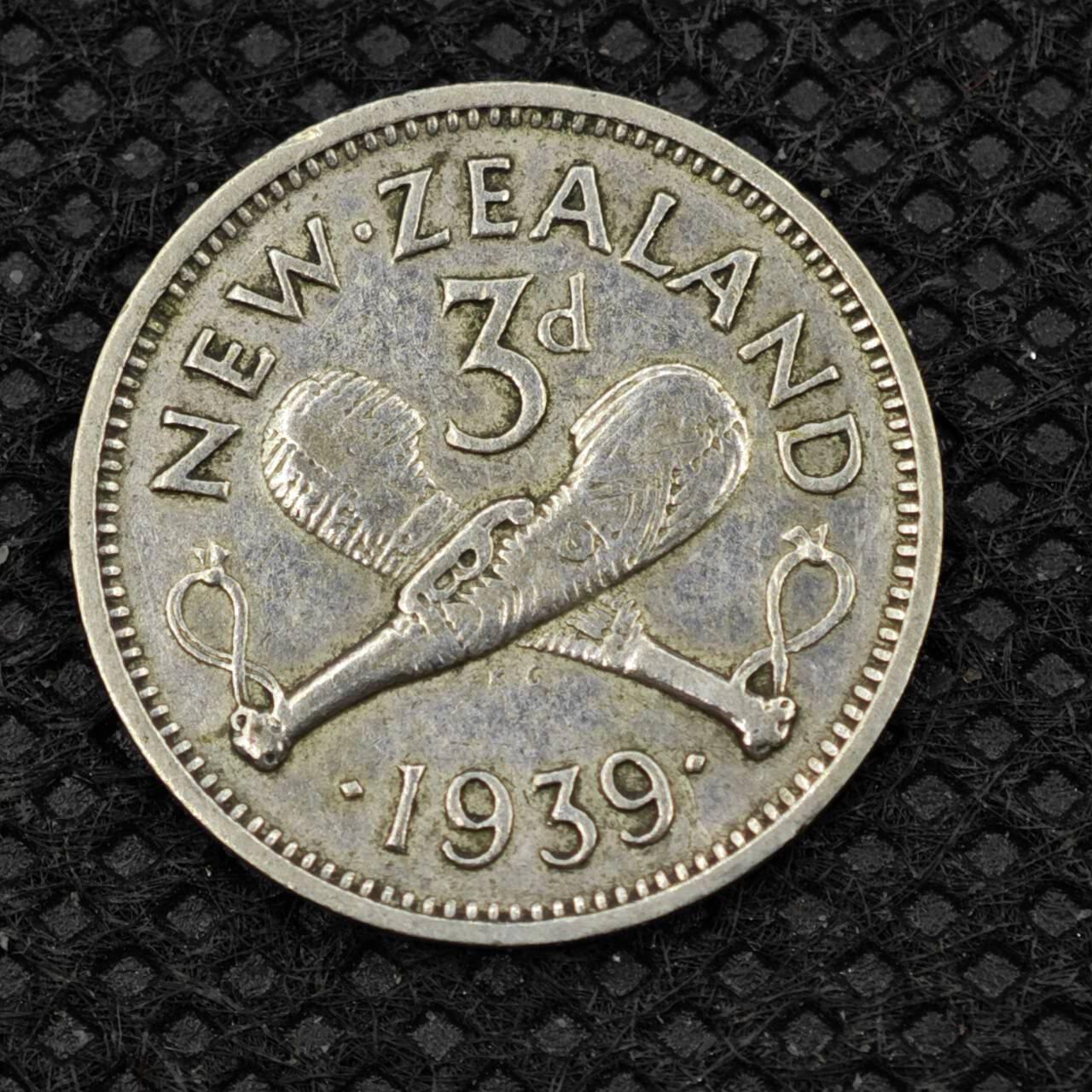 【淘币小摊】限时拍第八百二十四拍  小银币场  满百包邮可预留两周  周一统一发货    新西兰1939年乔治六世3便士银币