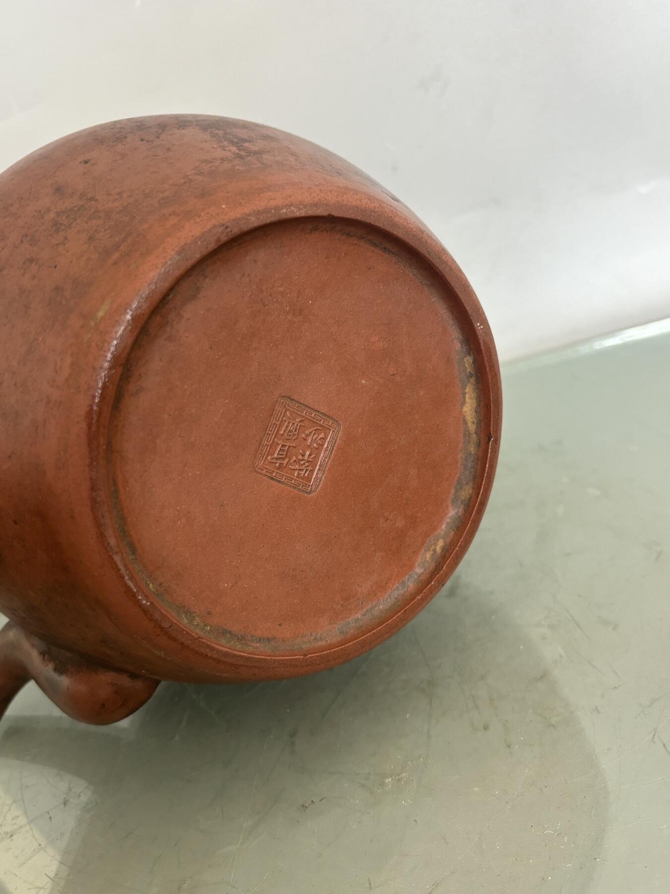 包老到代紫砂壶一把完好如图