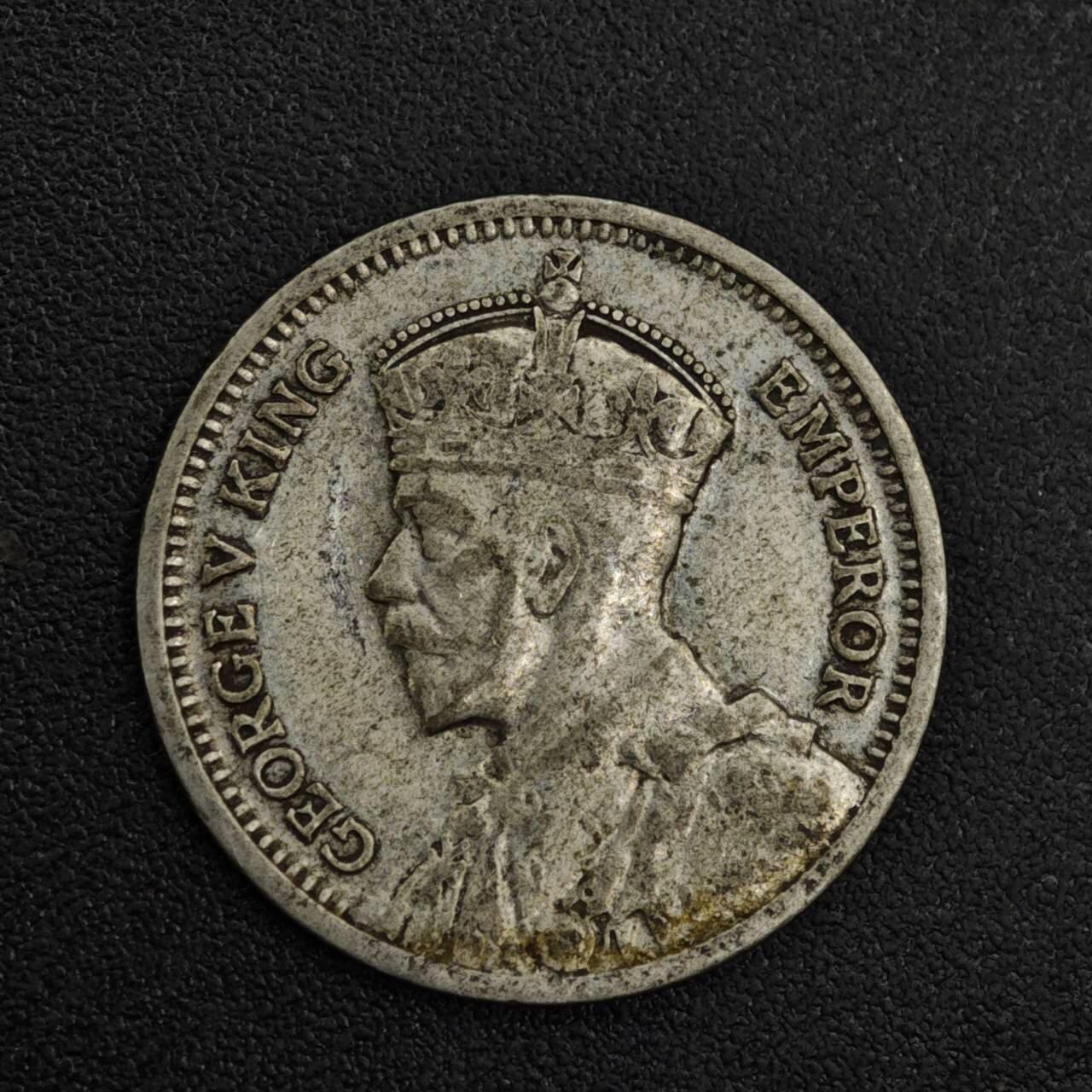 【淘币小摊】实时拍第八百二十一拍   散币场   满百包邮可预留二周 每周一统一发货   新西兰1933年乔治五世3便士银币