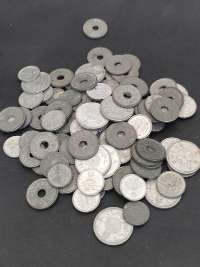 猩哥外币小铺➨【第206场】 - 钱币100个