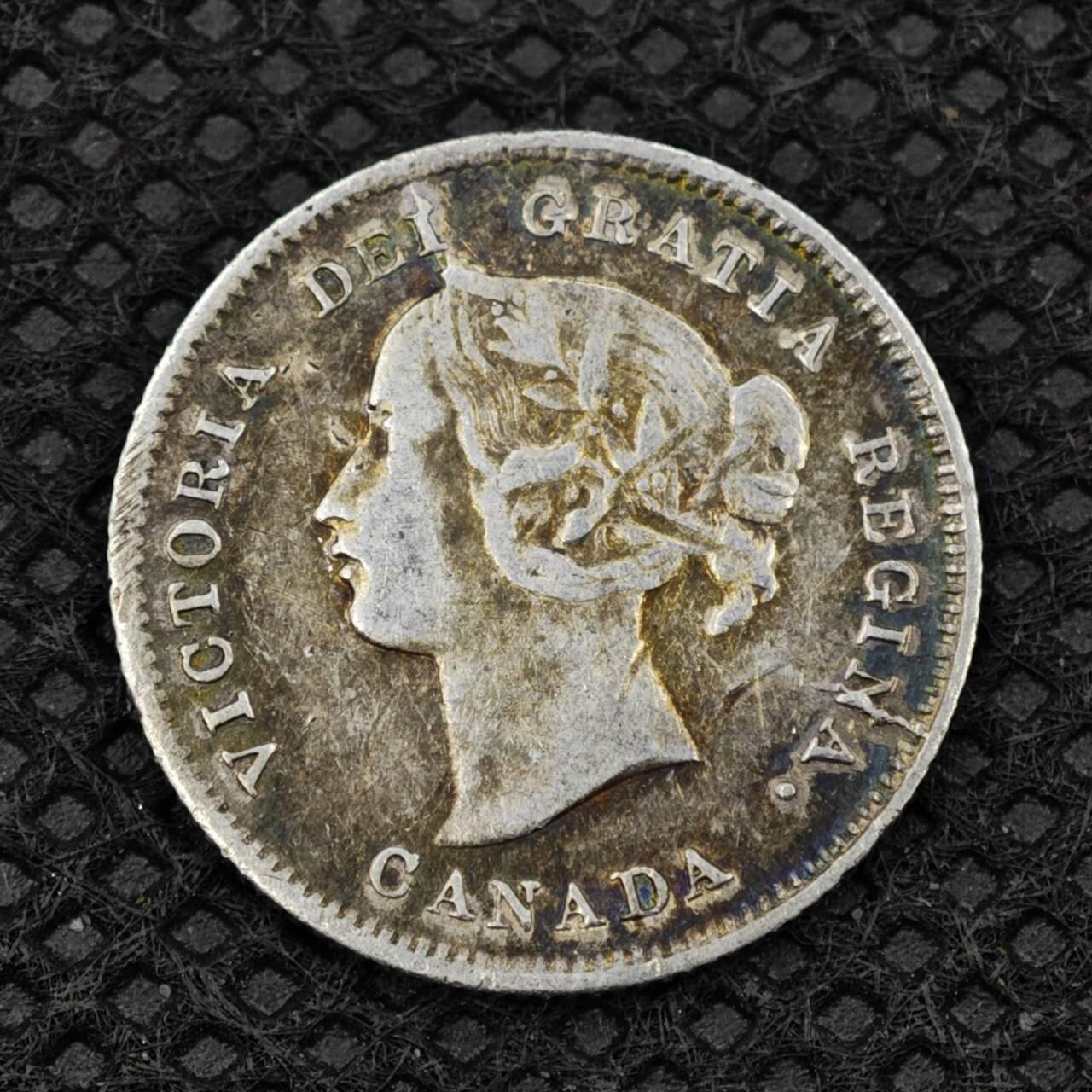 【淘币小摊】限时拍第八百二十四拍  小银币场  满百包邮可预留两周  周一统一发货  加拿大1870年维多利亚5分银币