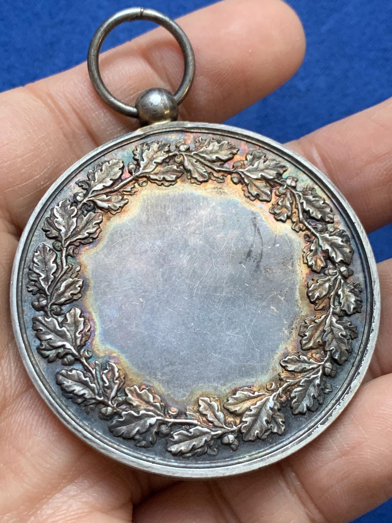 《竞宝斋》第445场 周日，周一，2场连拍 （全场包邮） 法国北方保险大银章 带环重约67.7克 50.5mm 丰饶角银标 背面无刻字 细节见图