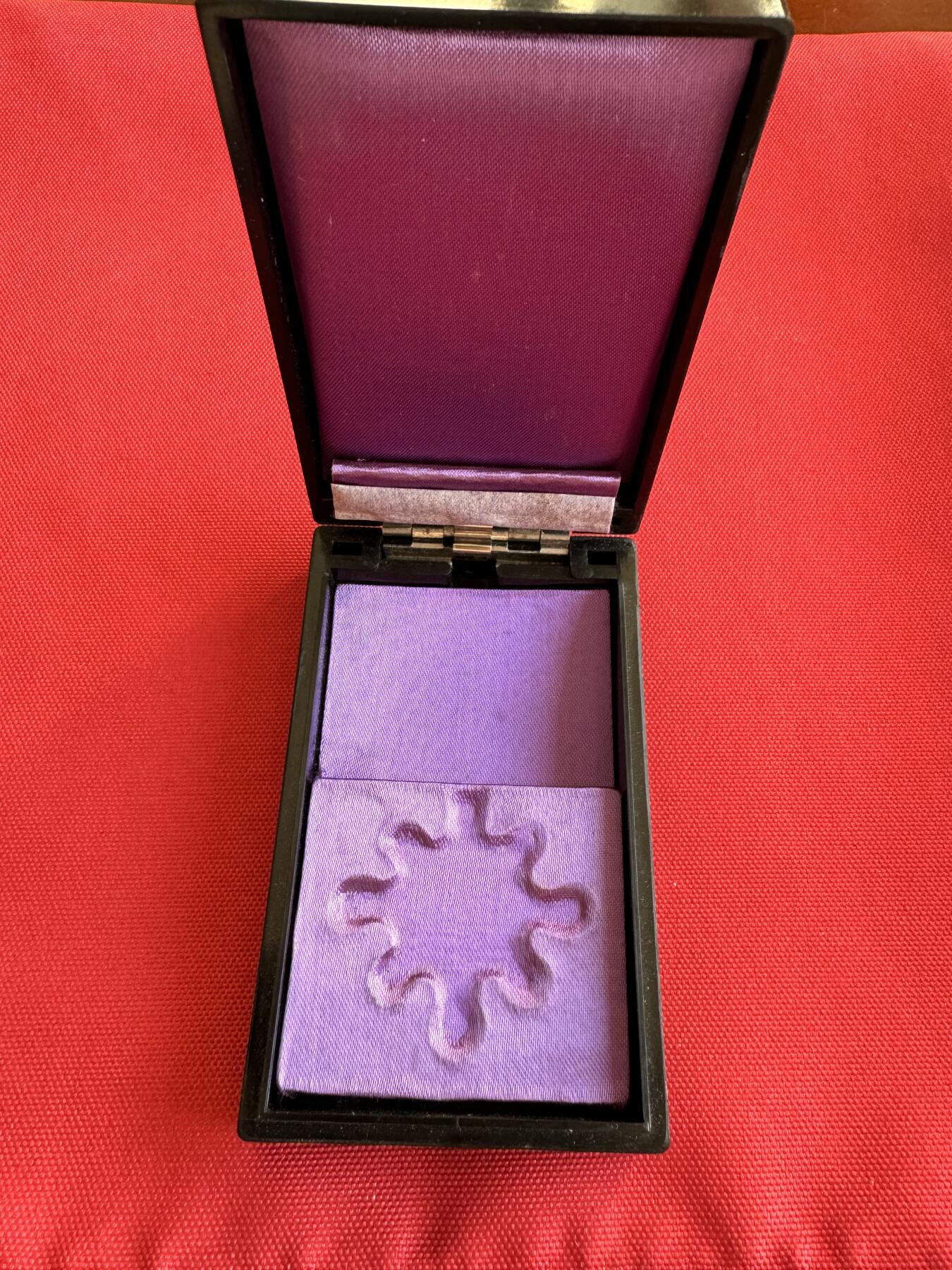 五哥徽章群   9号周二晚上八点4群联拍 日本银章