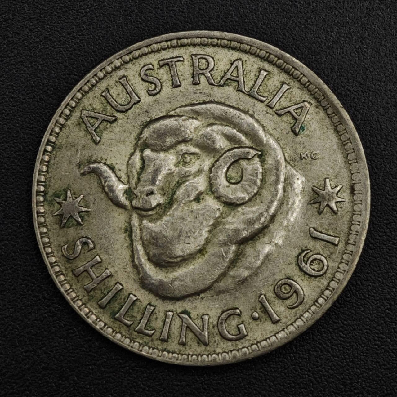 【淘币小摊】实时拍第八百二十一拍   散币场   满百包邮可预留二周 每周一统一发货   澳大利亚1961年伊丽莎白二世一先令绵羊银币