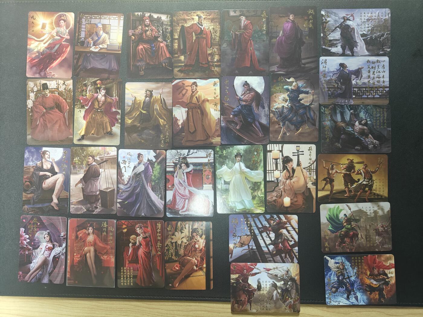 天玑星卡拍第147期《12.8周一截拍》持续收拍收评中 满赠卡需备注 摩卡水浒 108+10+30 普卡