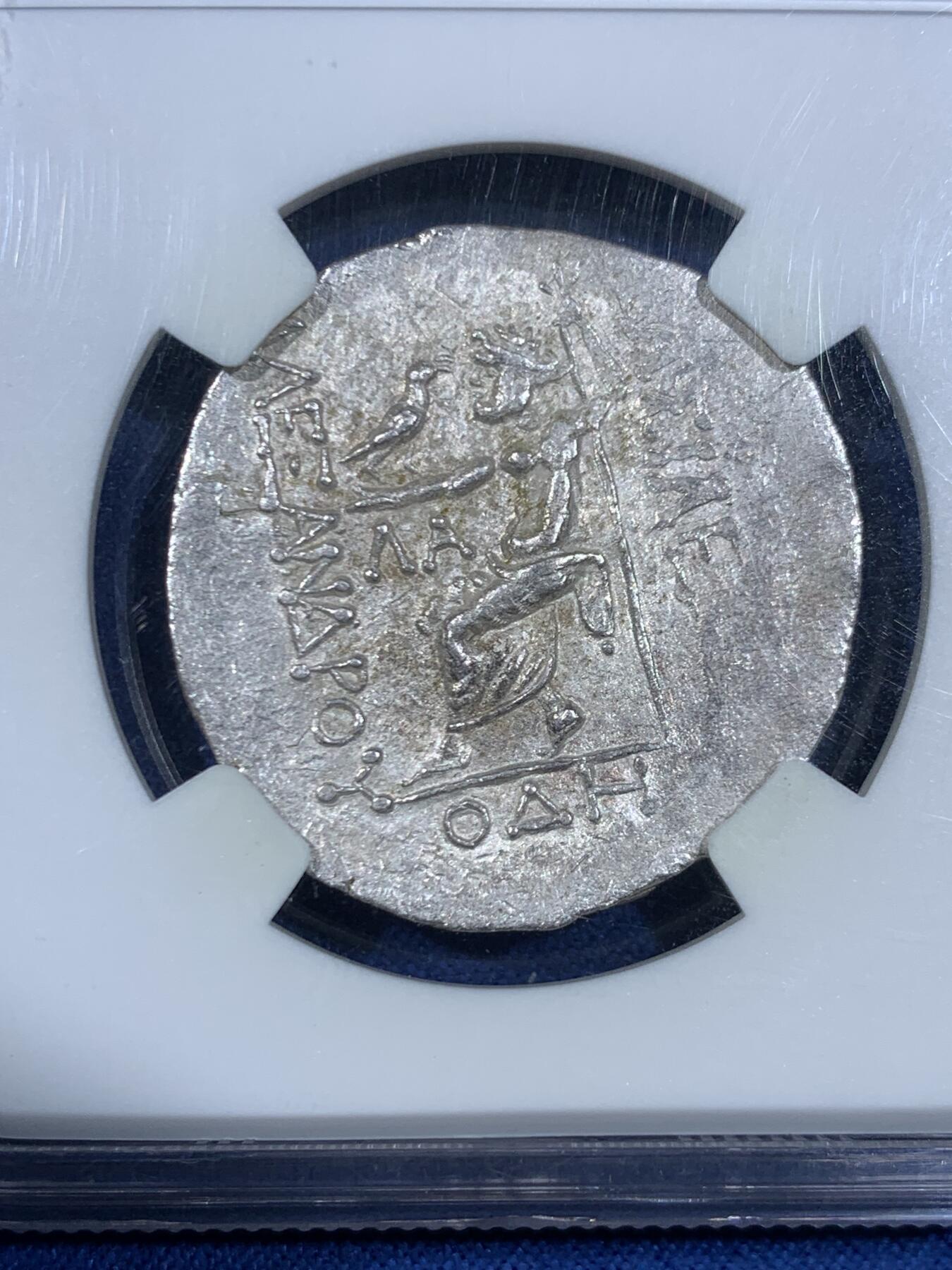 《竞宝斋》第445场 周日，周一，2场连拍 （全场包邮） NGC AU 铸造4分表面4分 古希腊色雷斯奥德修斯4德拉克马银币，宙斯神像，好状态。