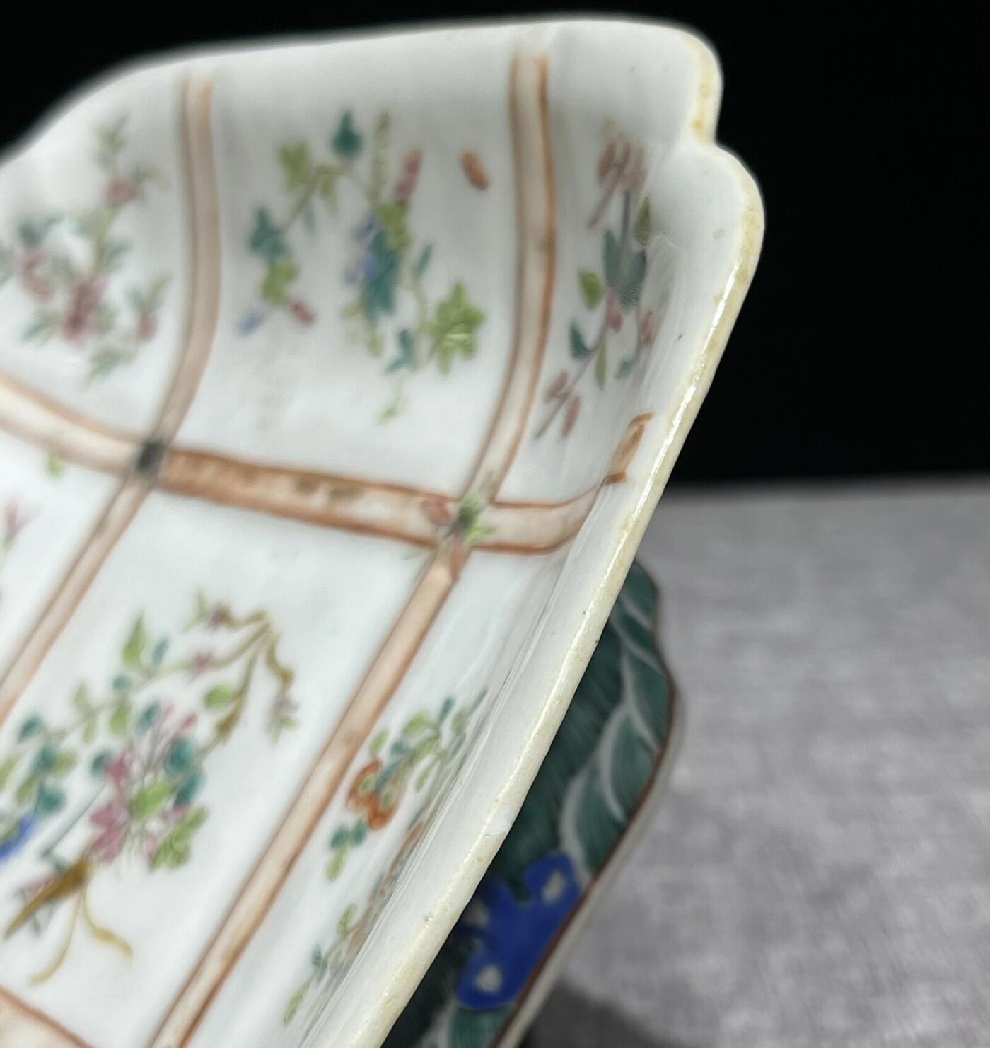 清同治 草虫飞黄腾达高足倭角盘 终身包老 同治本朝    