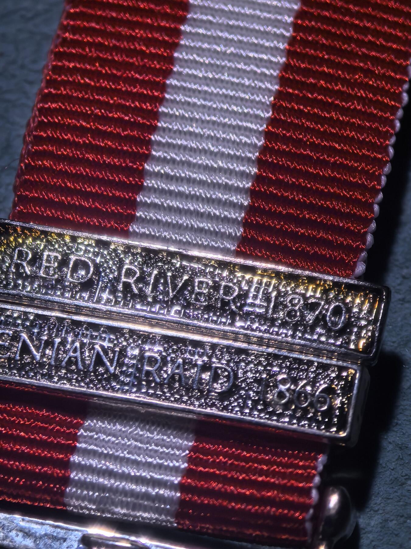 盛世勋华——号角文化勋章邮票专场拍卖第292期 英国加拿大一般服役奖章迷你章 带两条勋条 极为少见