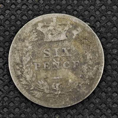 【淘币小摊】限时拍第八百二十四拍  小银币场  满百包邮可预留两周  周一统一发货  -    英国1883年维多利亚6便士银币