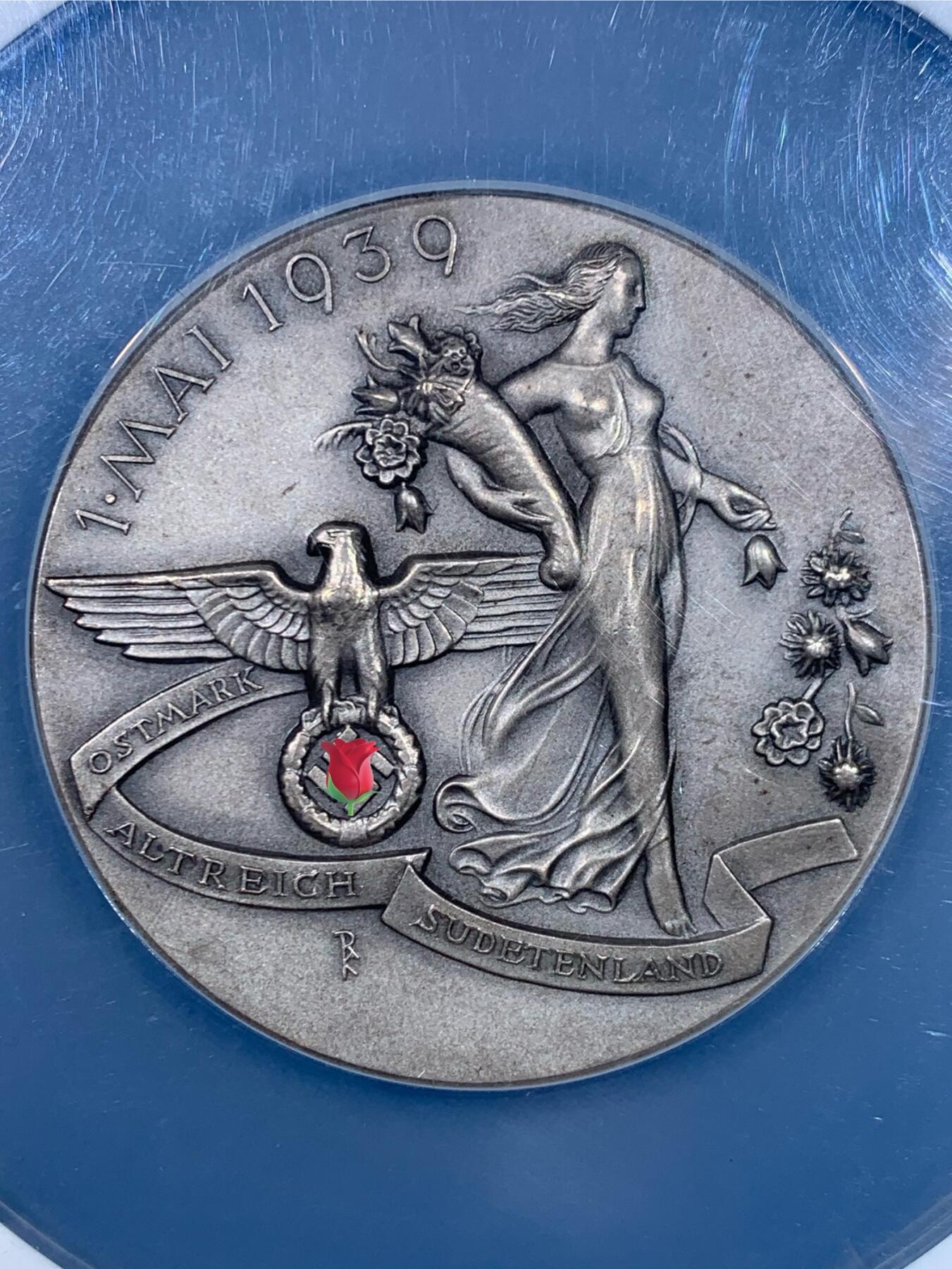 《竞宝斋》第445场 周日，周一，2场连拍 （全场包邮） NGC MS62 德国1939国定假日纪念银章 加大盒 带风车标 极少见品种