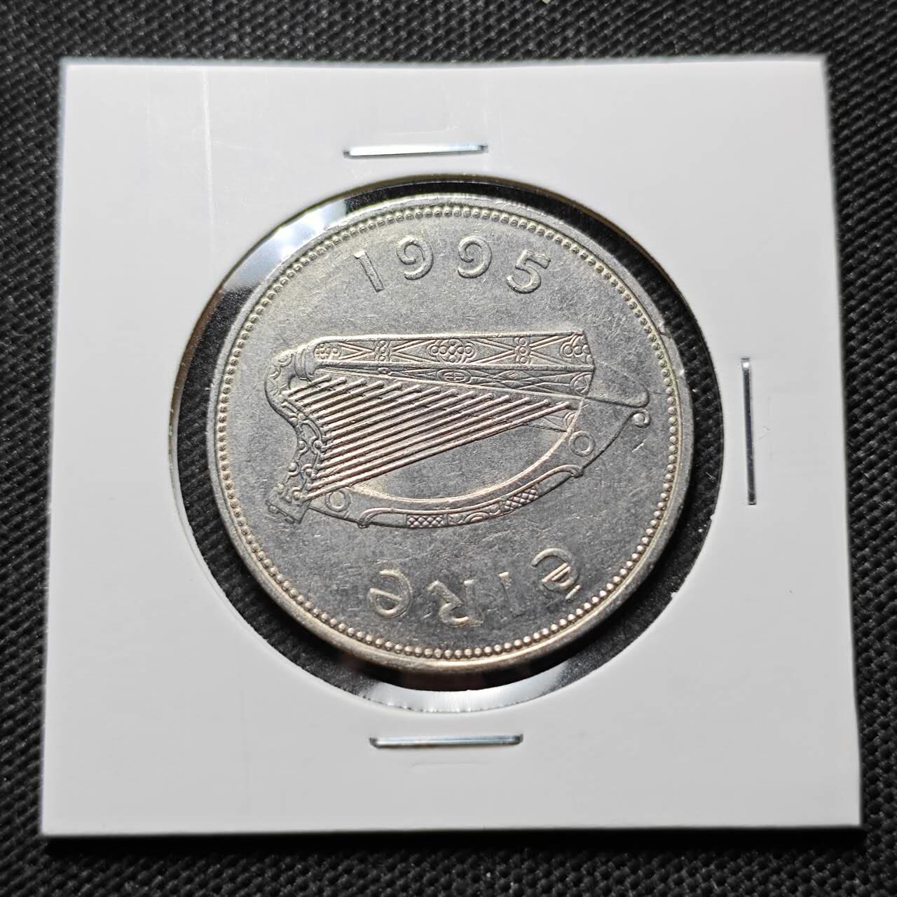 KK钱币收藏小铺 第375期  2月预留时间 周末发货  爱尔兰1镑