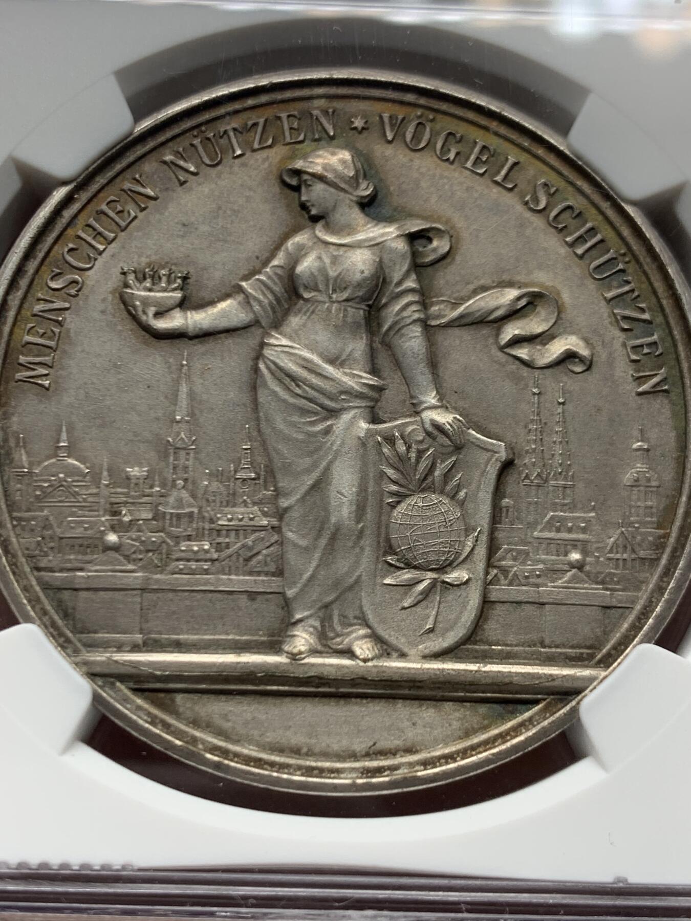 《竞宝斋》第445场 周日，周一，2场连拍 （全场包邮） NGC MS63 高分 德国少见鸟类保护银质奖章，首见品。正面：女神景观，背面：金丝雀图案